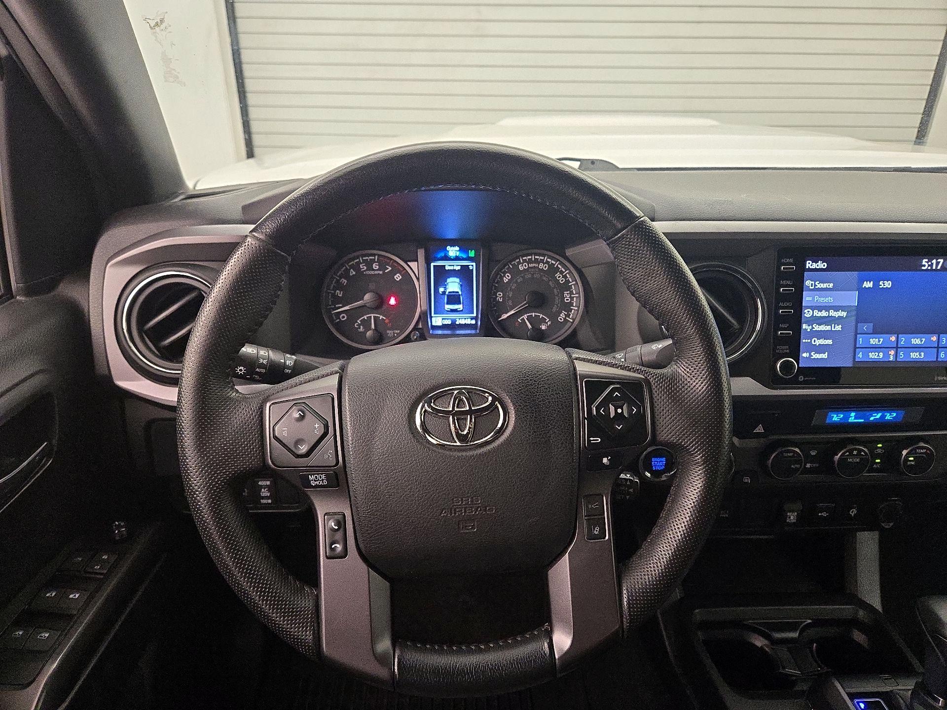 Thumbnail: 2022 Toyota Tacoma - 10