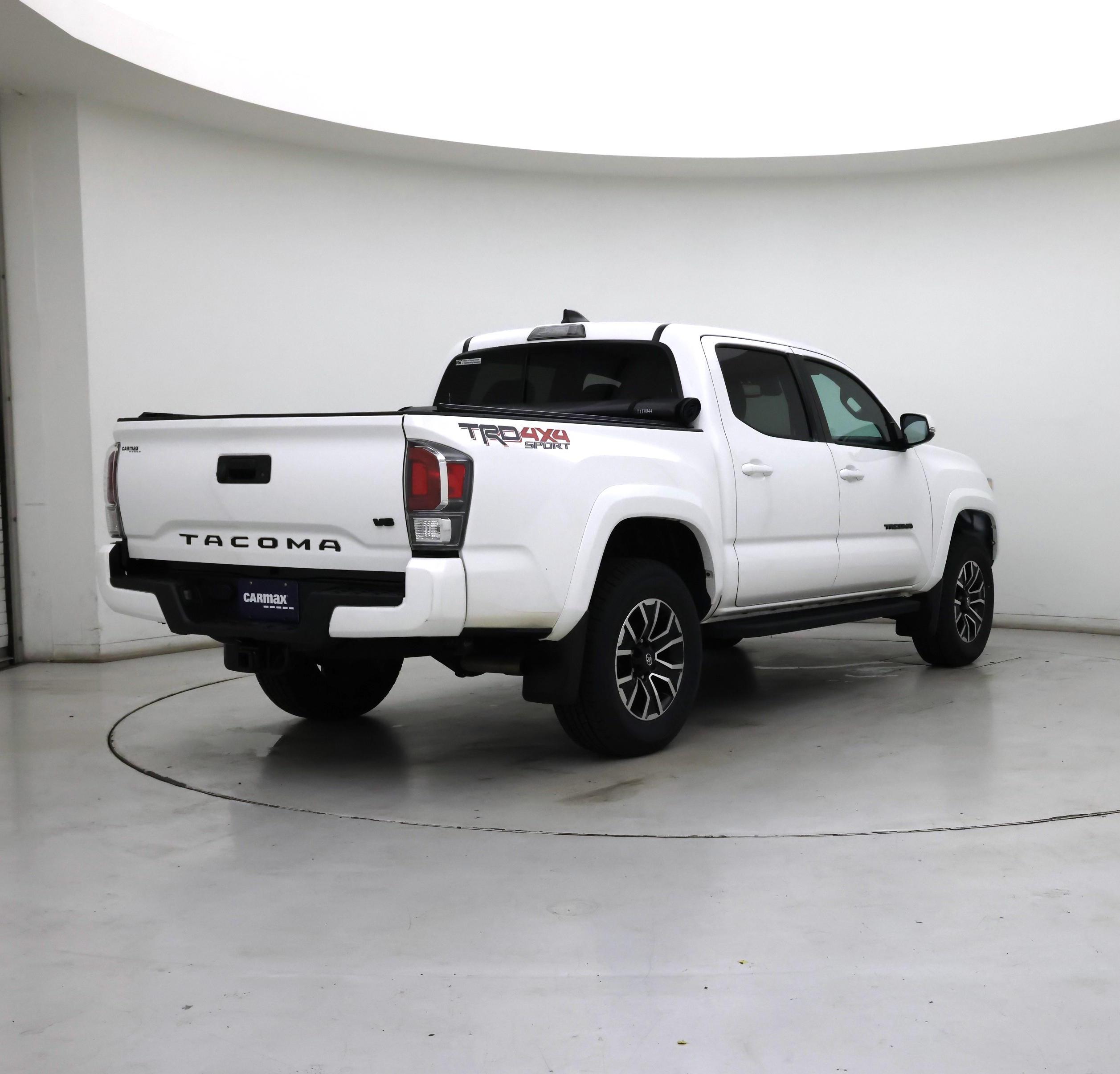 Thumbnail: 2022 Toyota Tacoma - 8