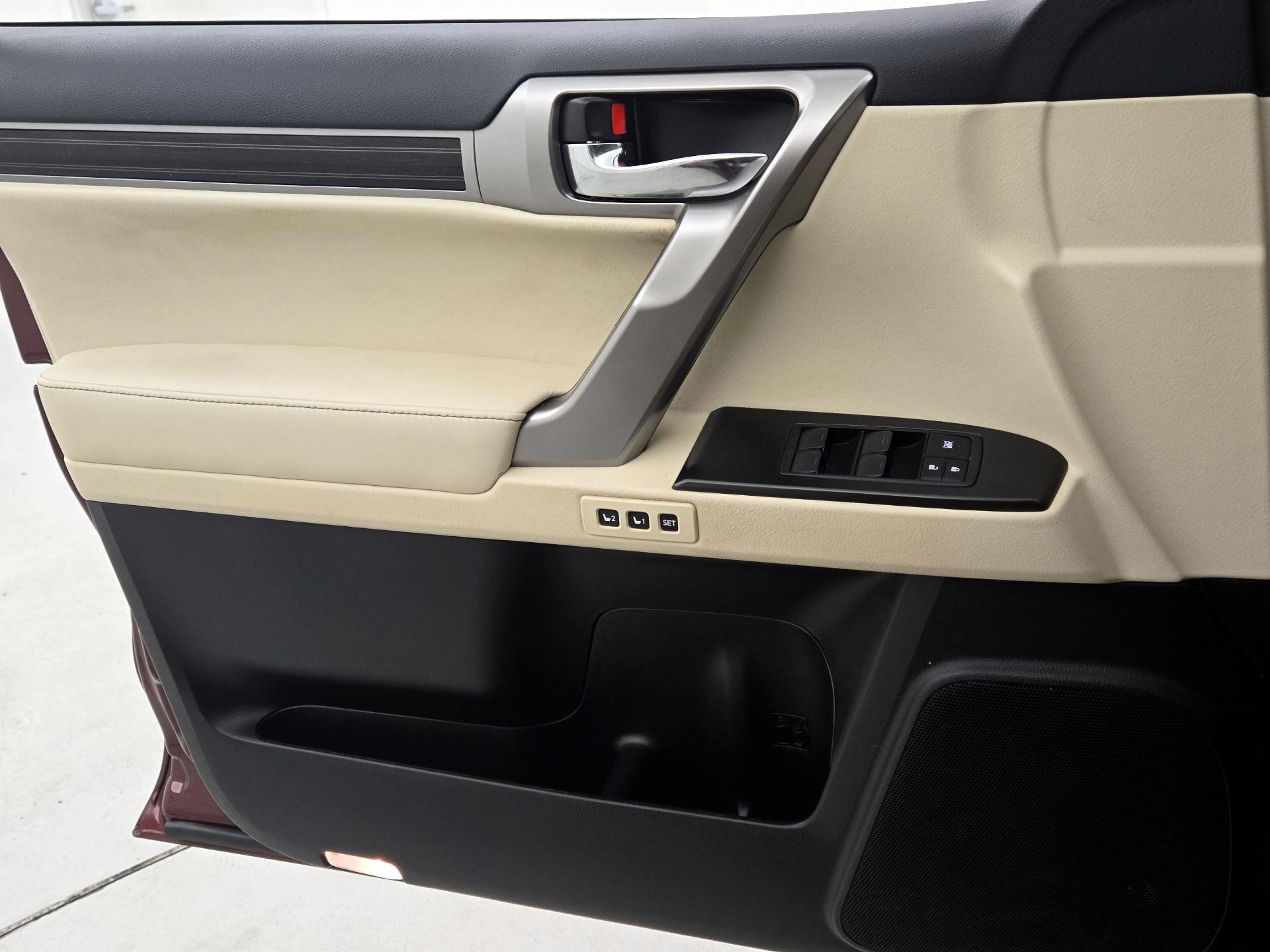 Thumbnail: 2022 Lexus GX - 12