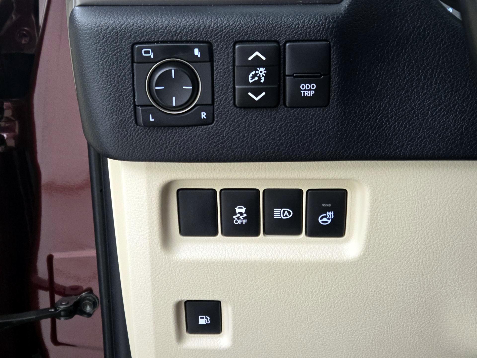 Thumbnail: 2022 Lexus GX - 13