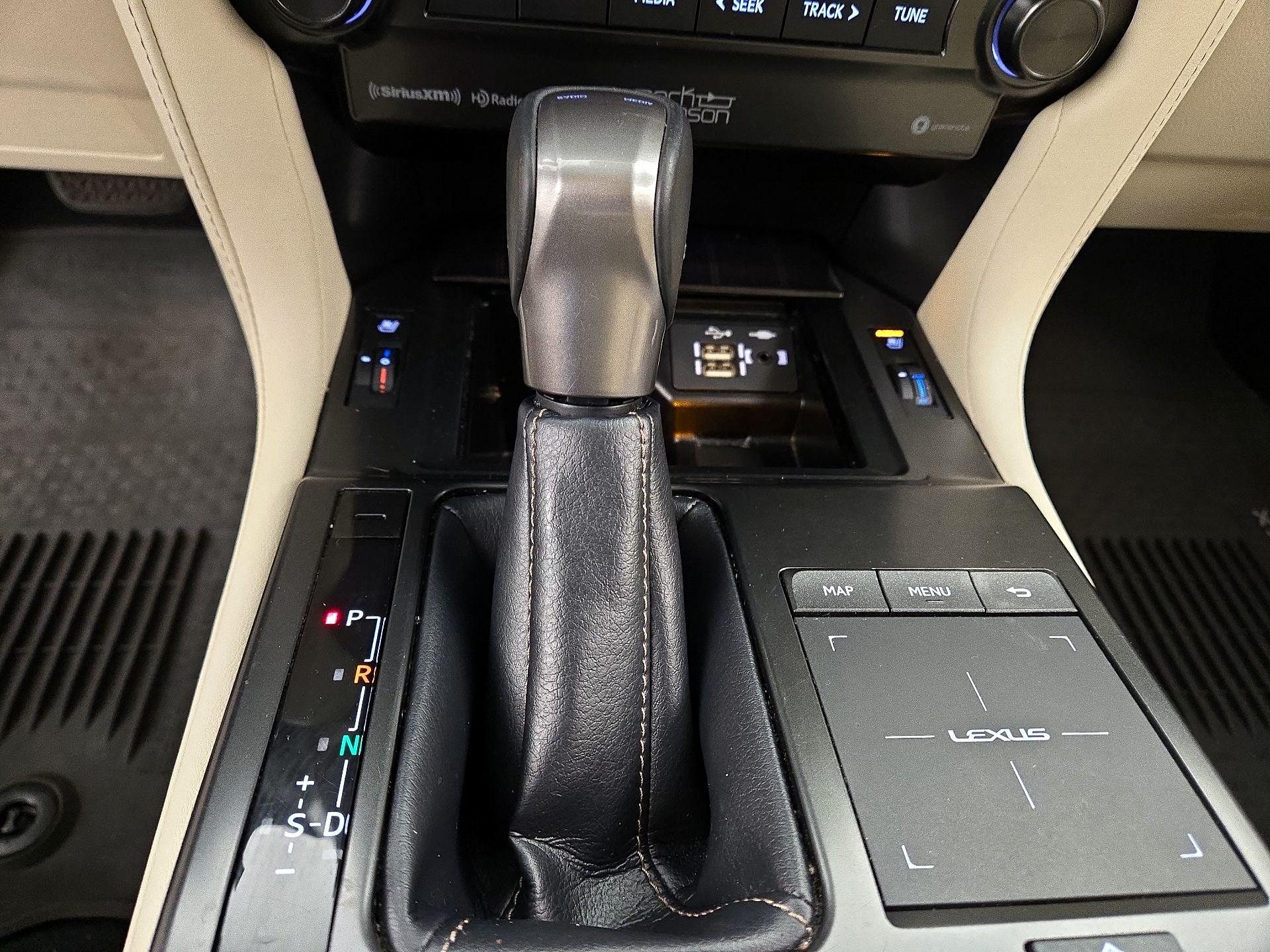 Thumbnail: 2022 Lexus GX - 17