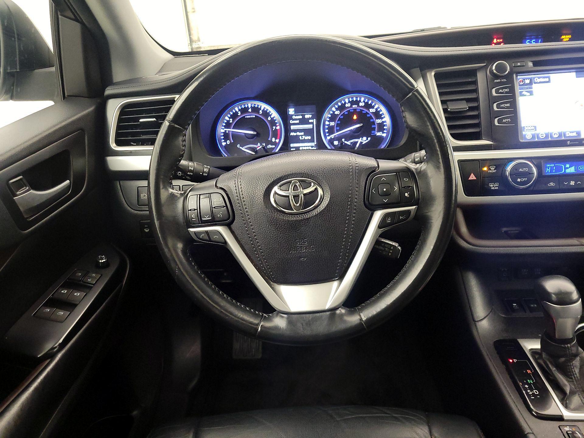 Thumbnail: 2018 Toyota Highlander - 10