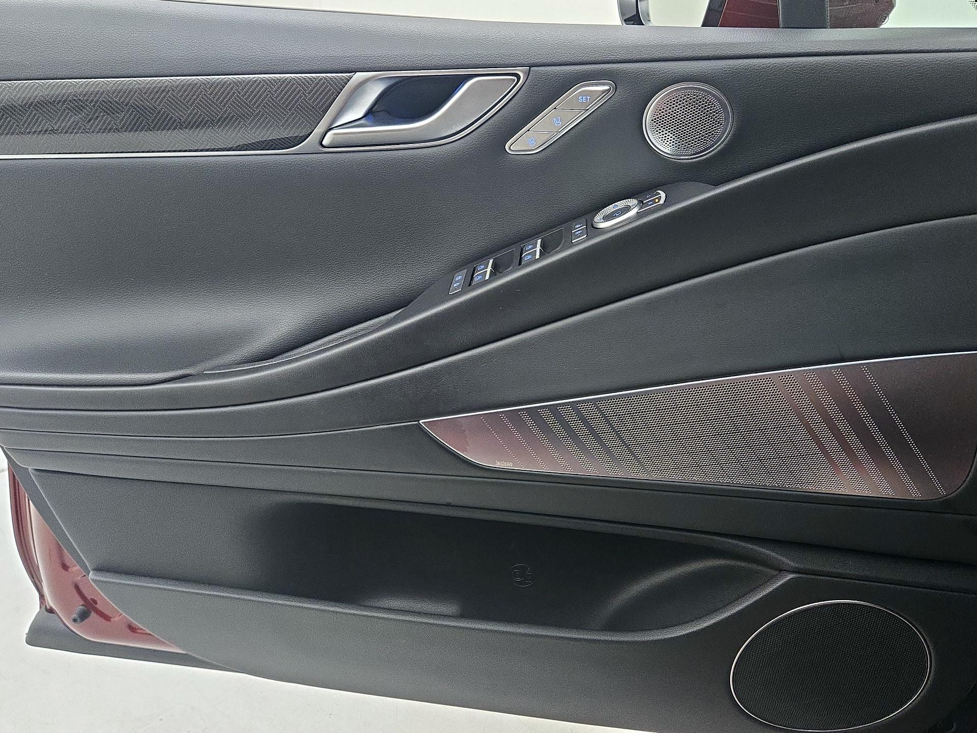 Thumbnail: 2023 Genesis G80 - 12