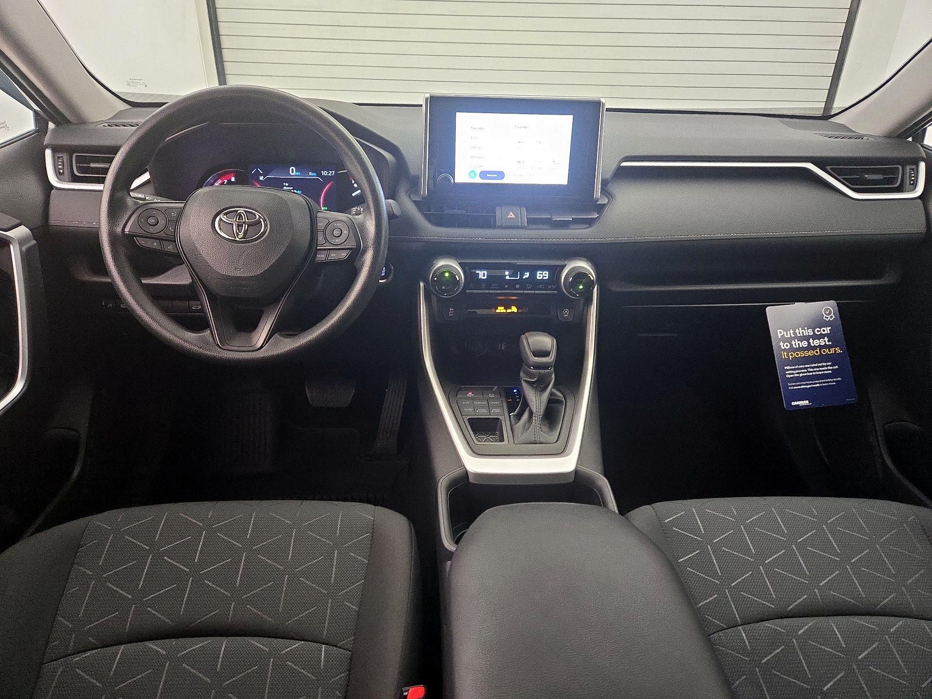 Thumbnail: 2023 Toyota RAV4 - 9