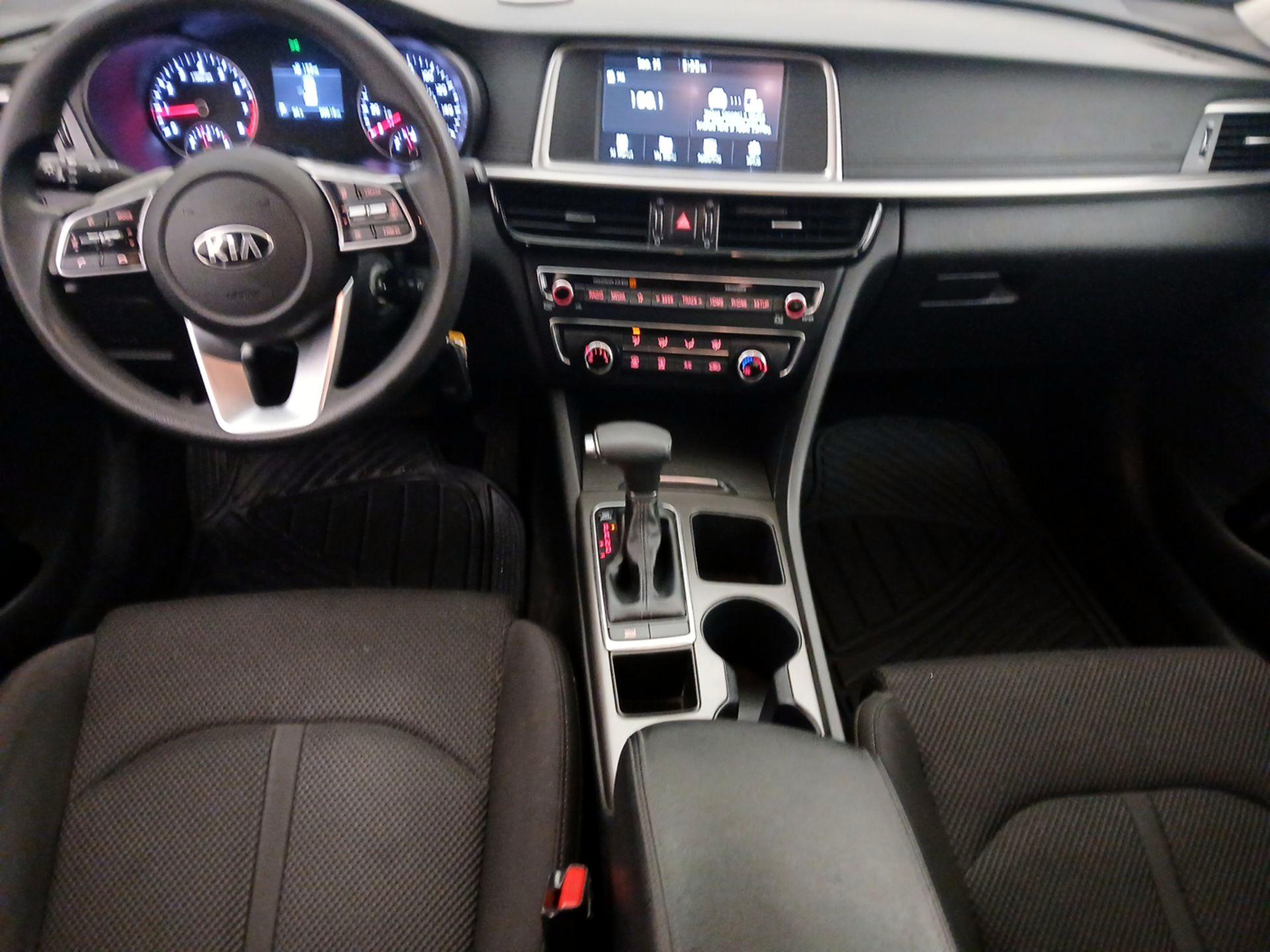 Thumbnail: 2019 Kia Optima - 9