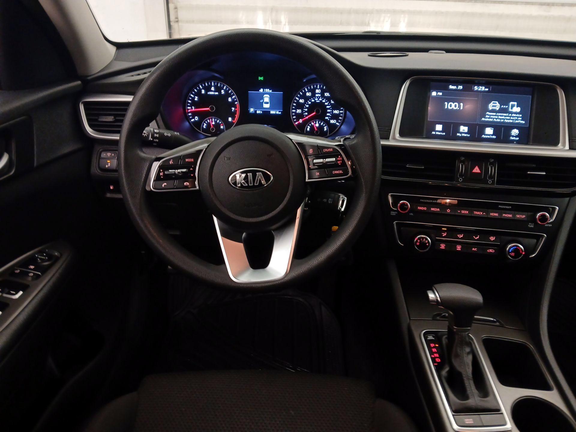 Thumbnail: 2019 Kia Optima - 10