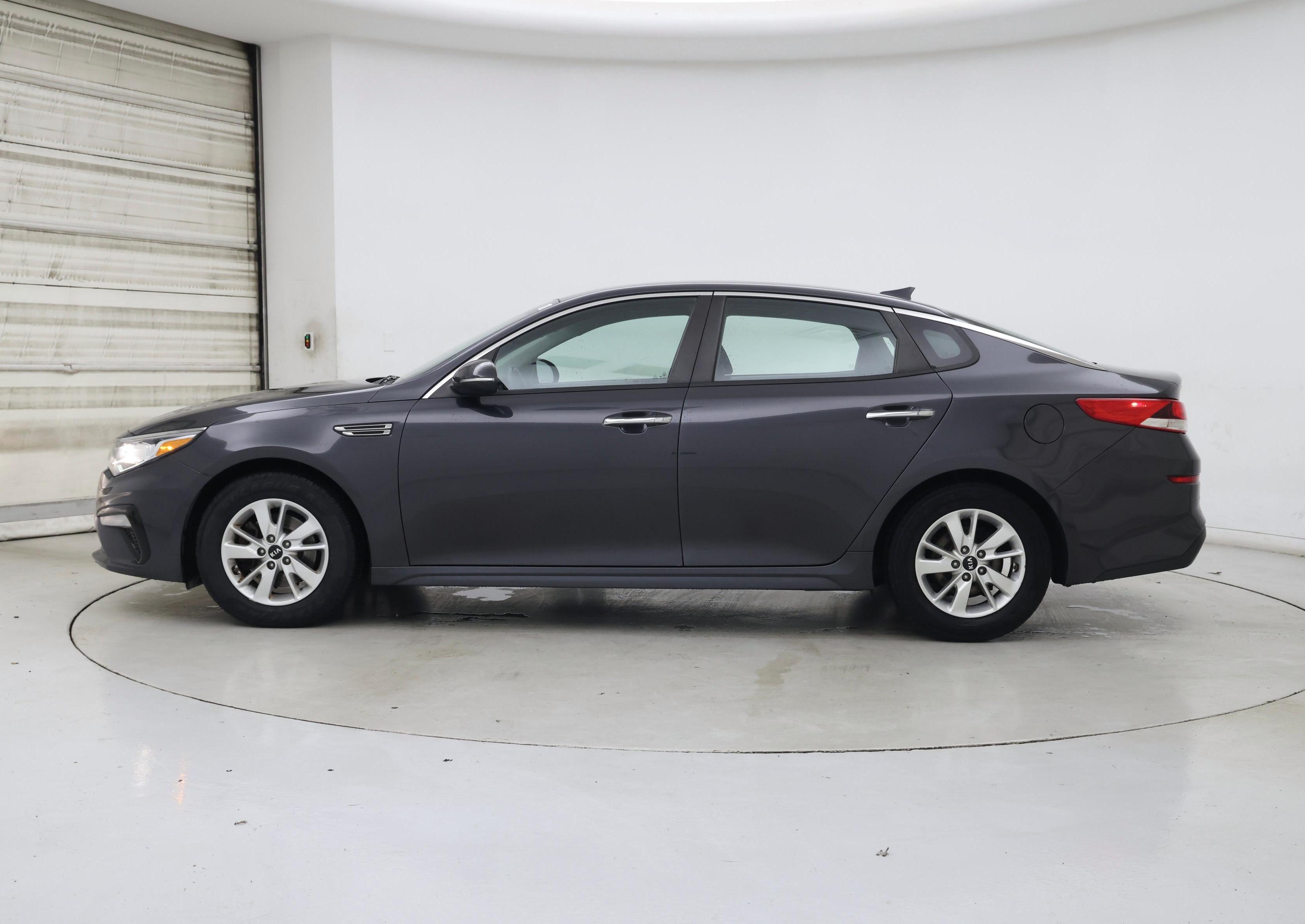 Thumbnail: 2019 Kia Optima - 3
