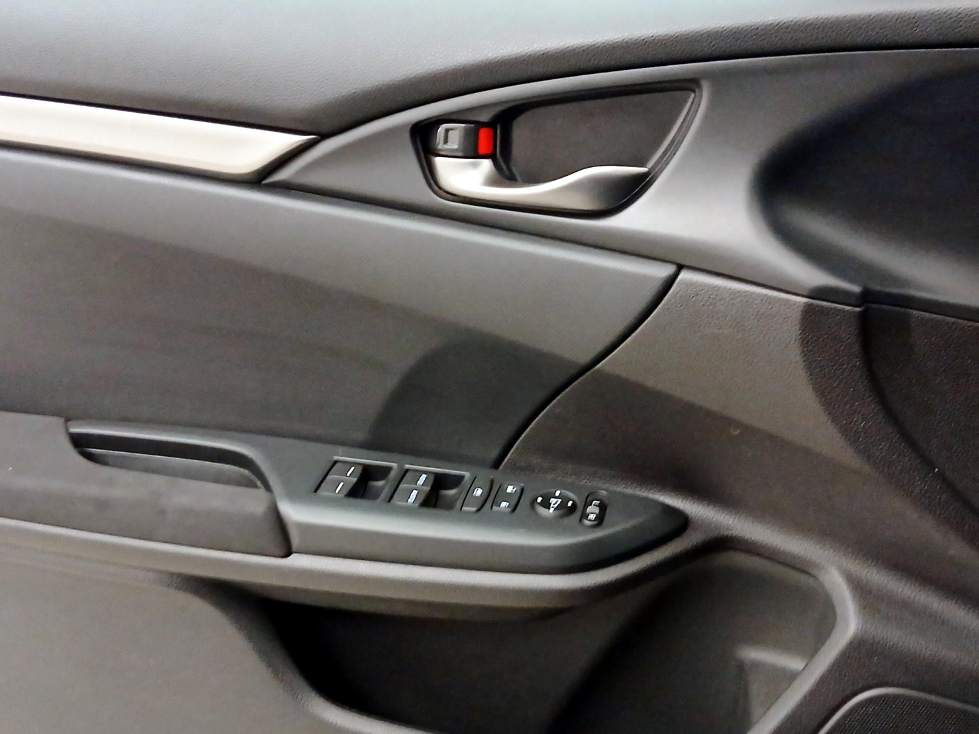 Thumbnail: 2019 Honda Civic - 10