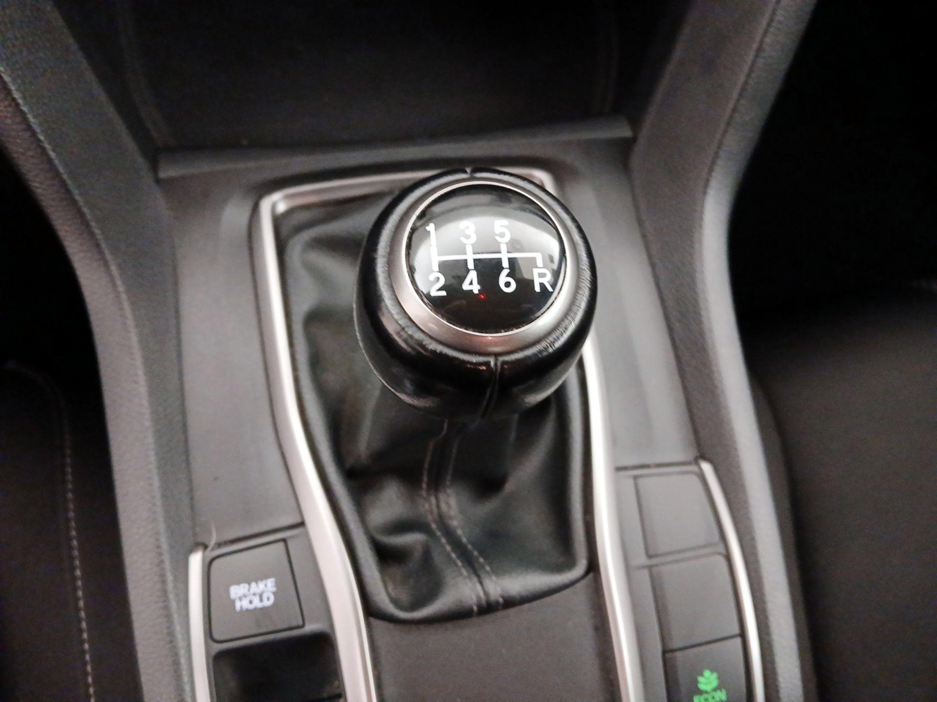 Thumbnail: 2019 Honda Civic - 15
