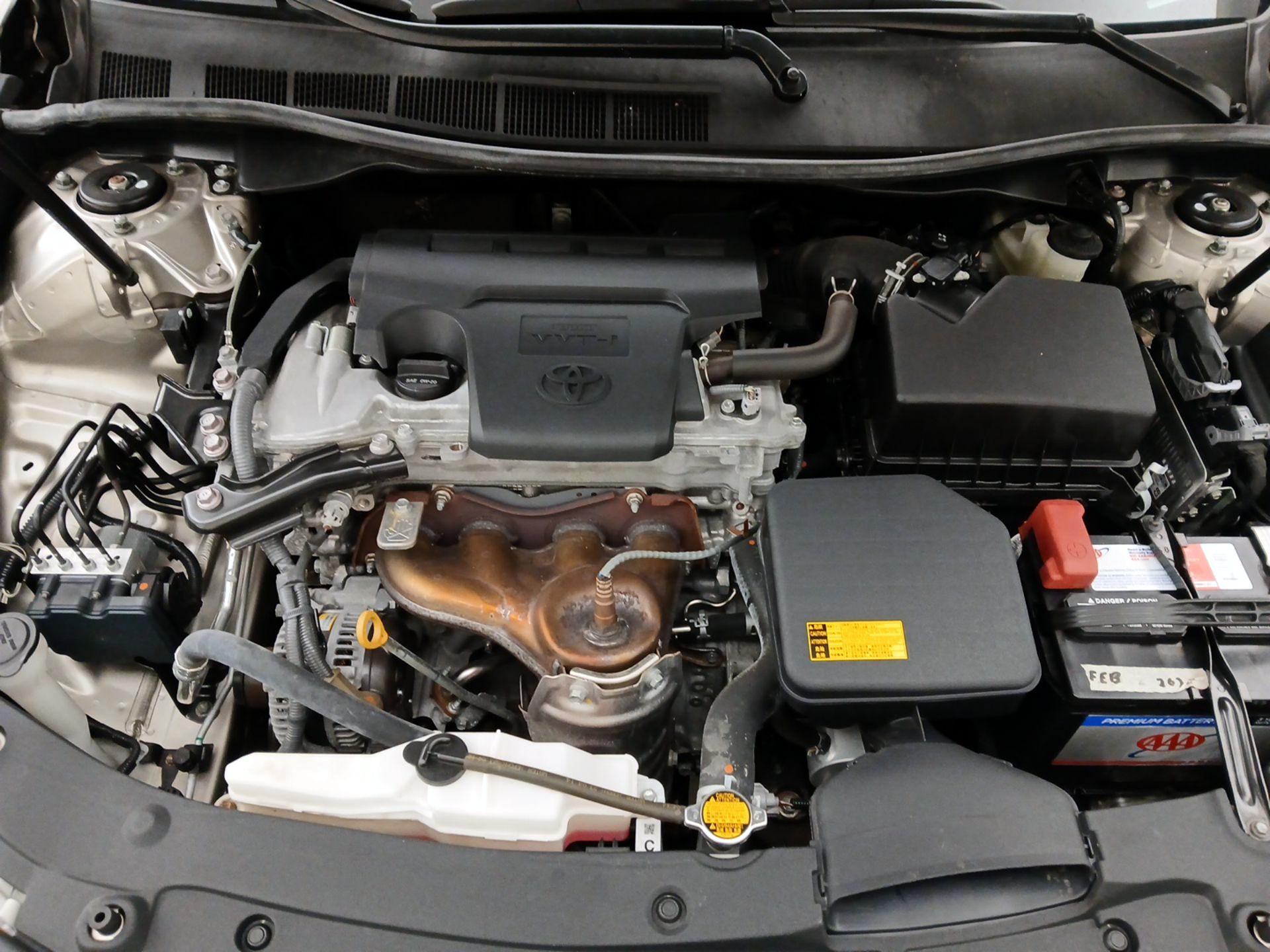 Thumbnail: 2014 Toyota Camry - 19