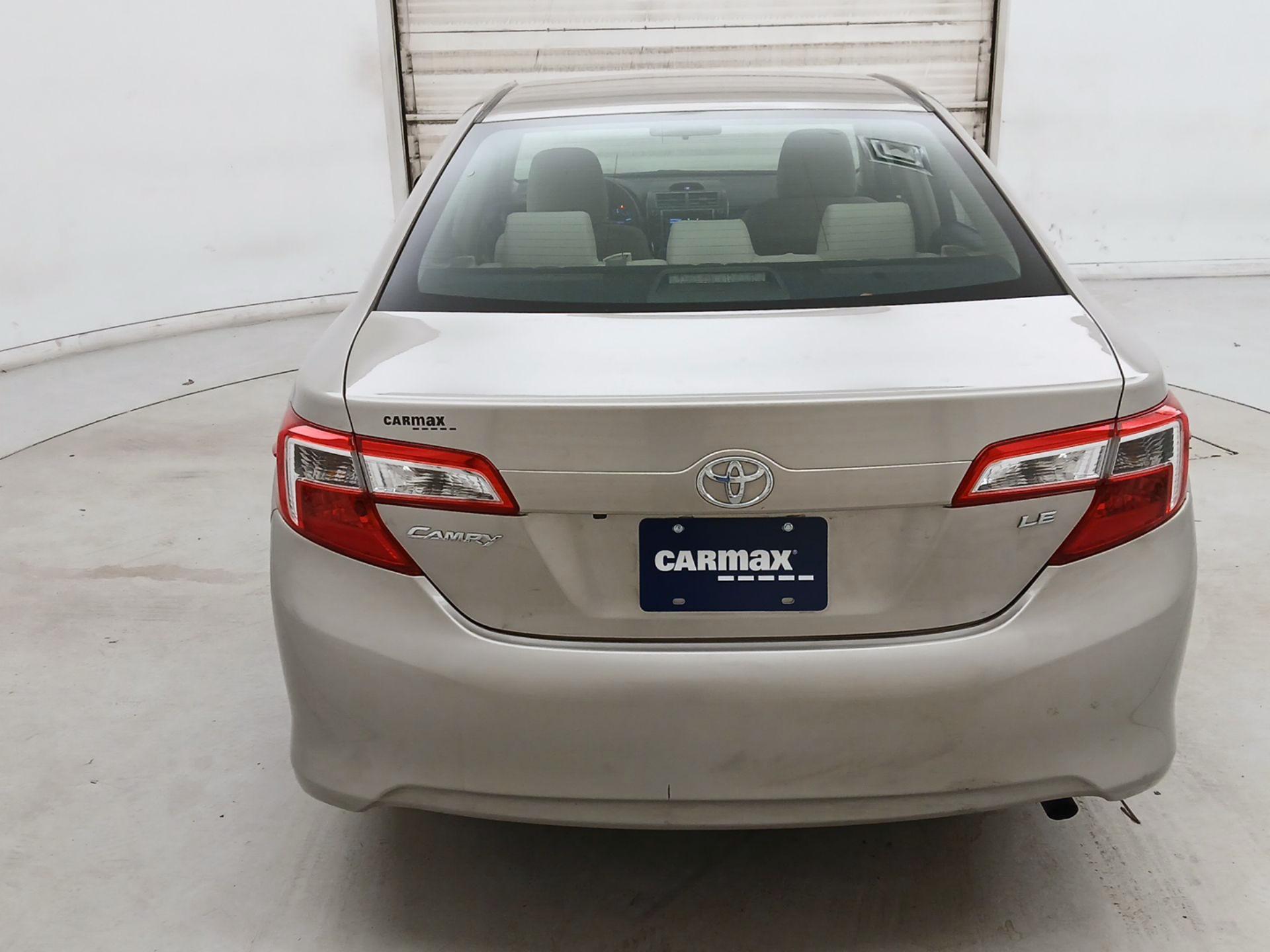 Thumbnail: 2014 Toyota Camry - 6