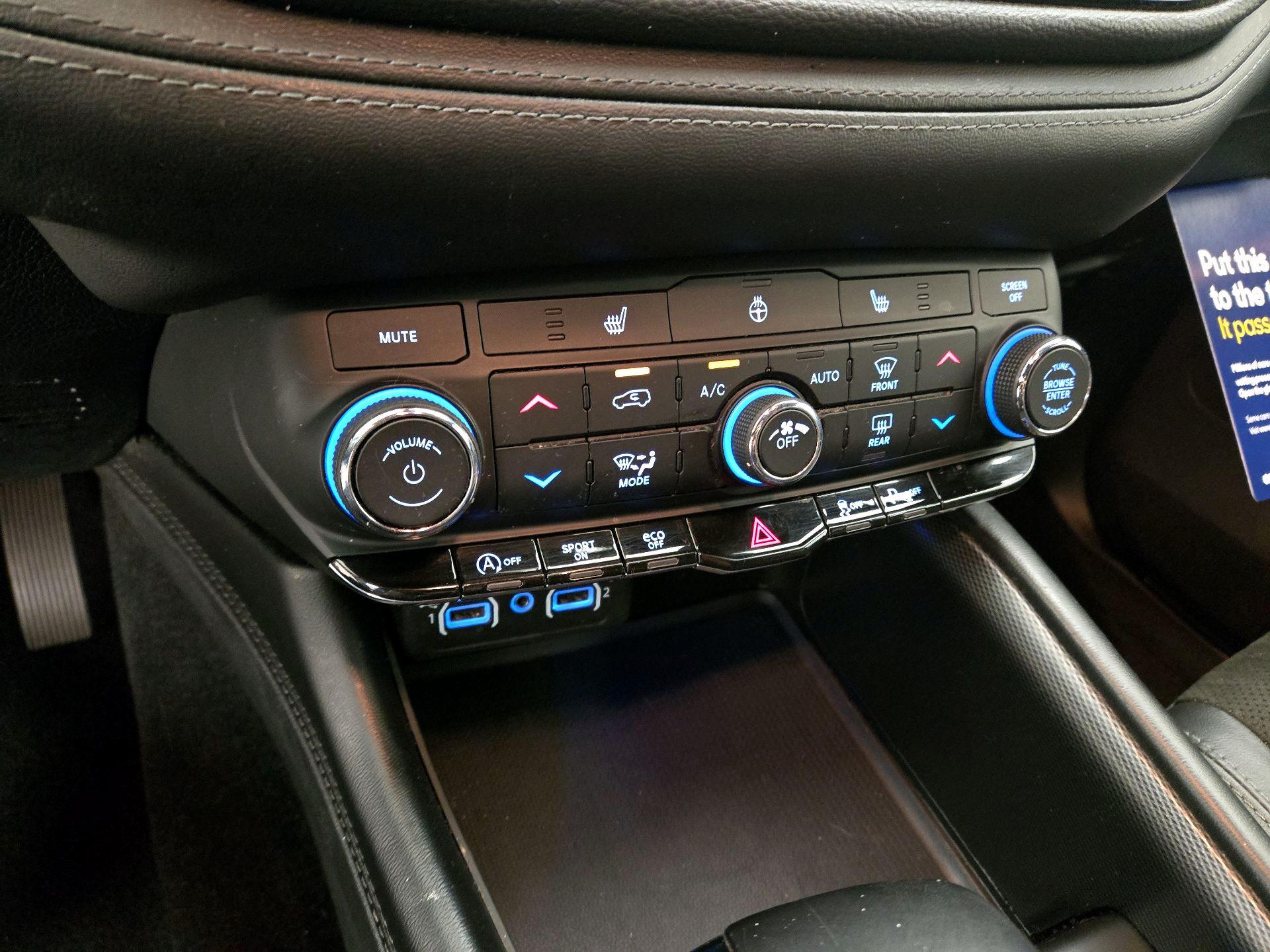 Thumbnail: 2021 Dodge Durango - 16