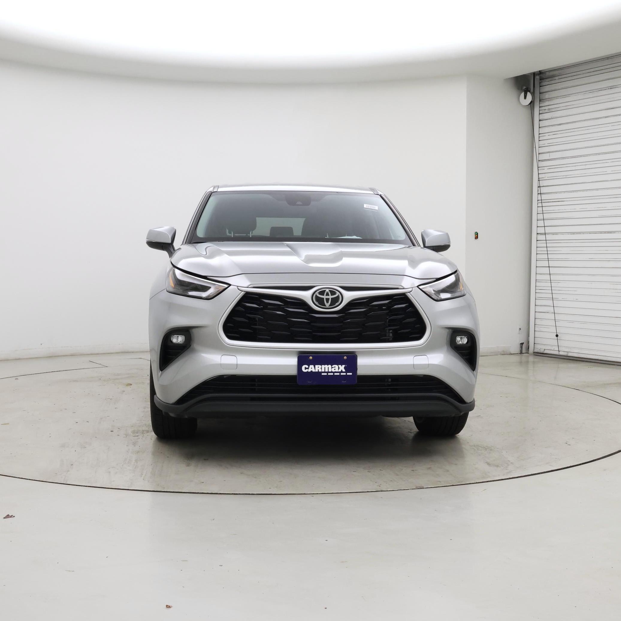 Thumbnail: 2023 Toyota Highlander - 5