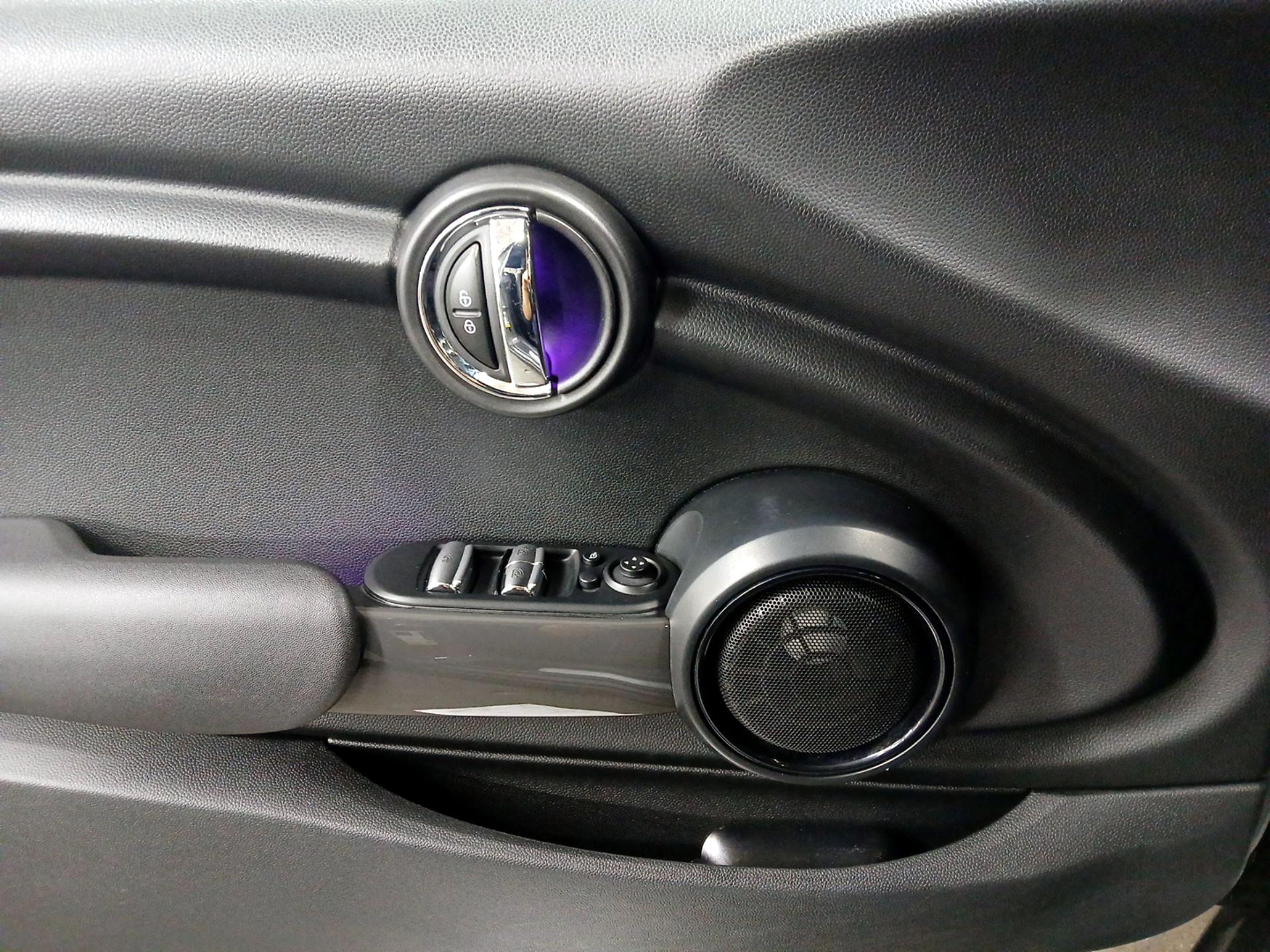 Thumbnail: 2017 MINI Cooper - 12