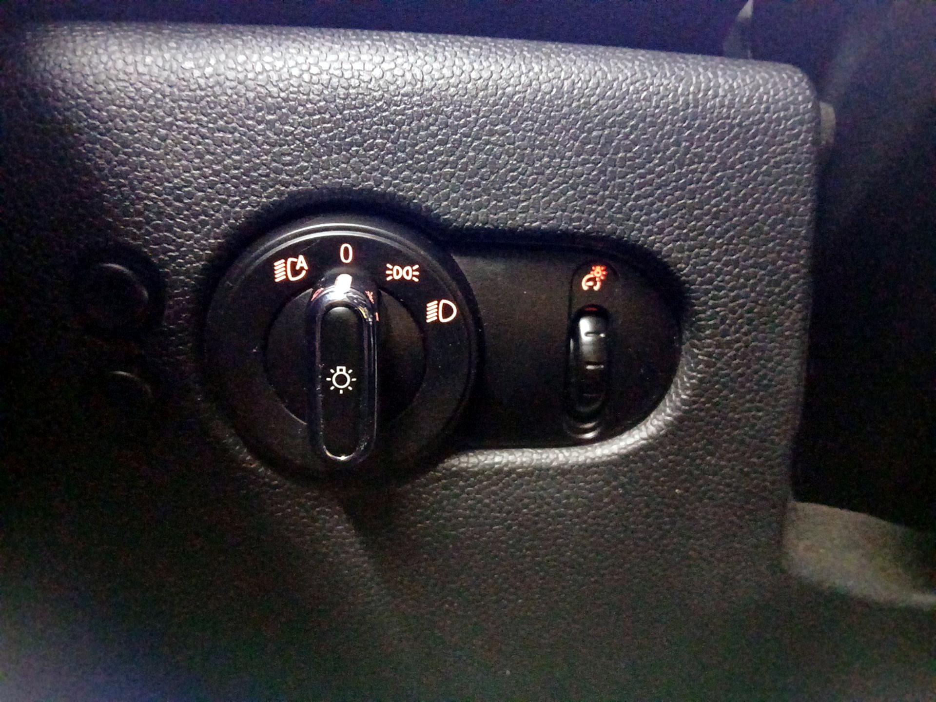 Thumbnail: 2017 MINI Cooper - 13