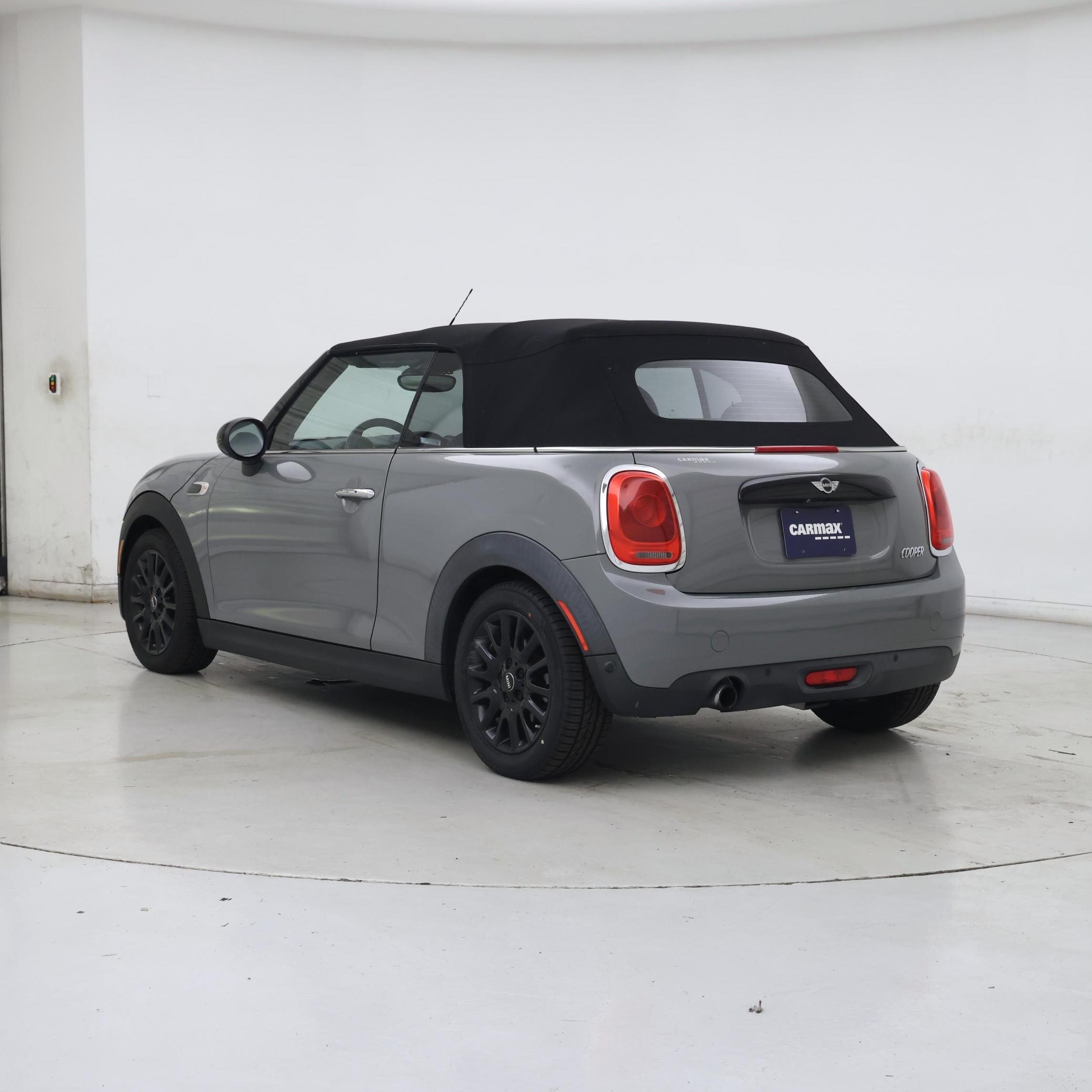 Thumbnail: 2017 MINI Cooper - 2