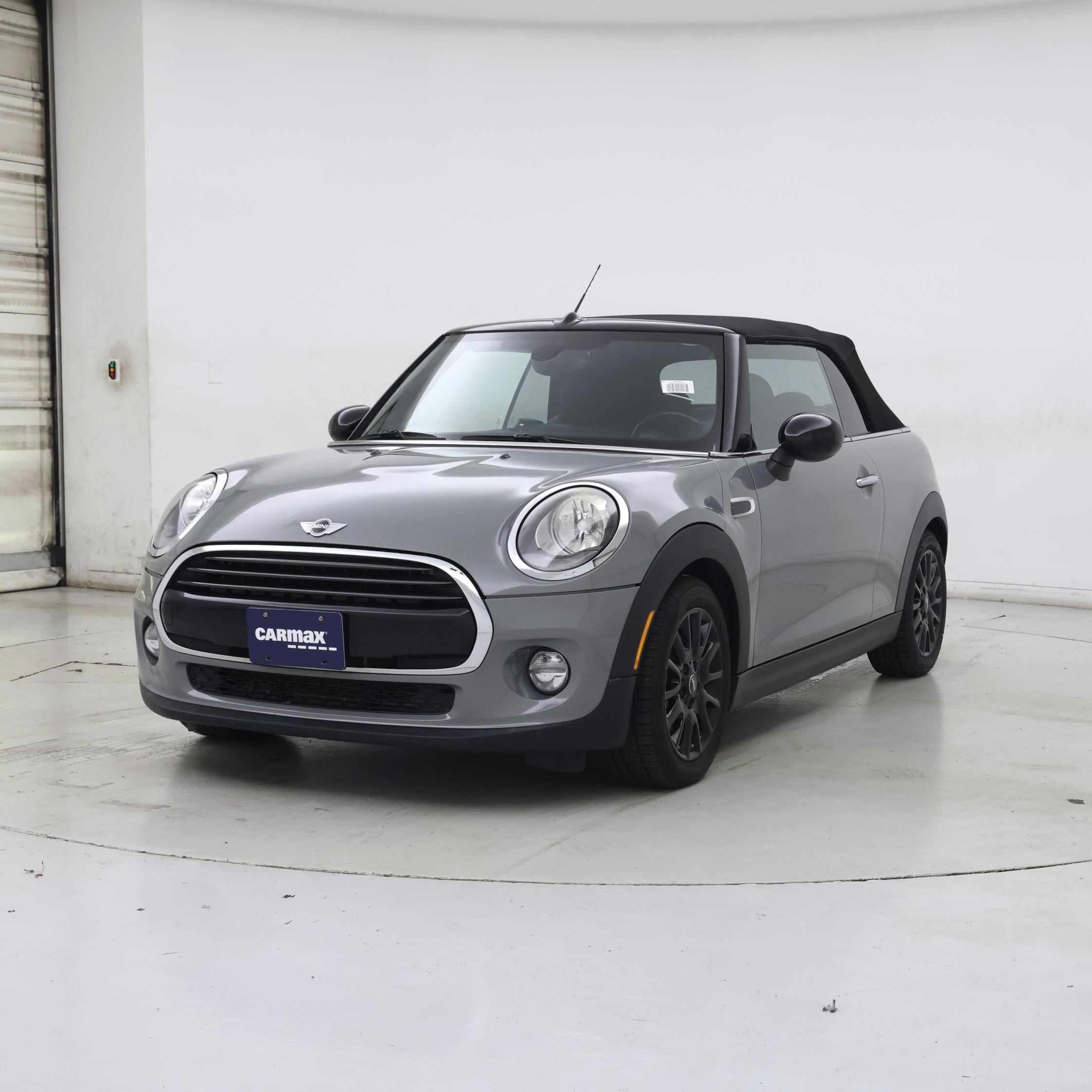 Thumbnail: 2017 MINI Cooper - 4