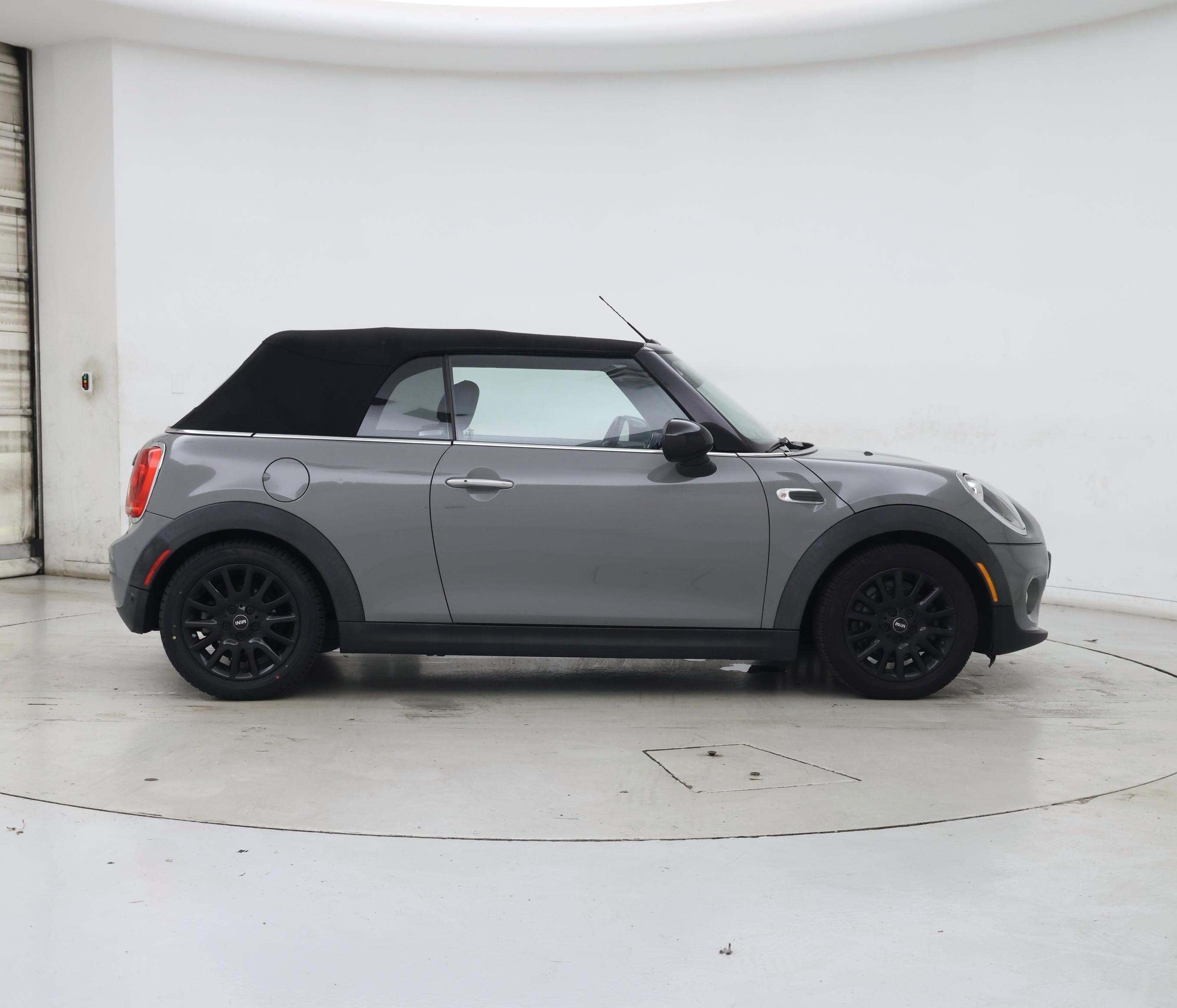 Thumbnail: 2017 MINI Cooper - 7
