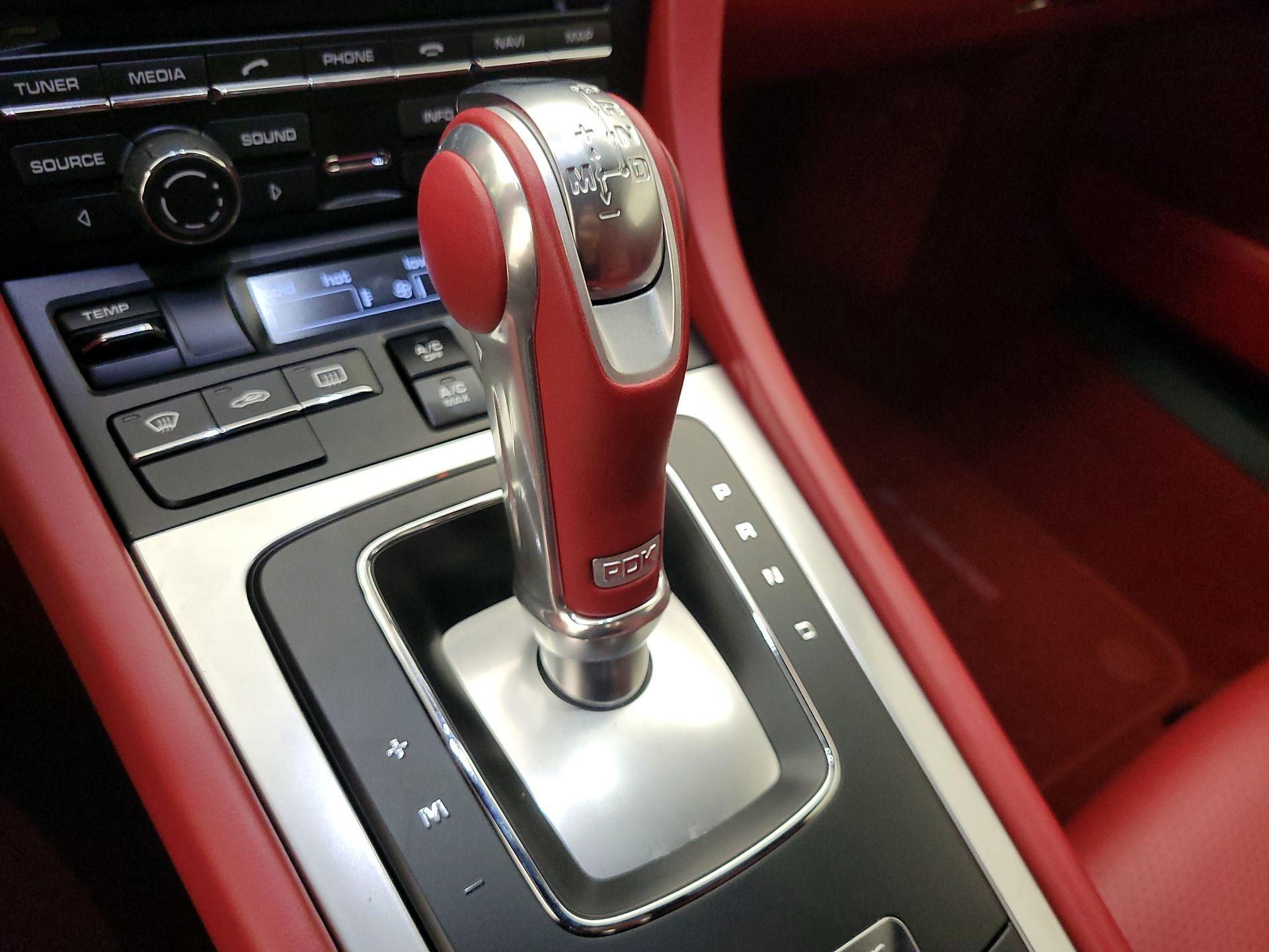 Thumbnail: 2015 Porsche Boxster - 17