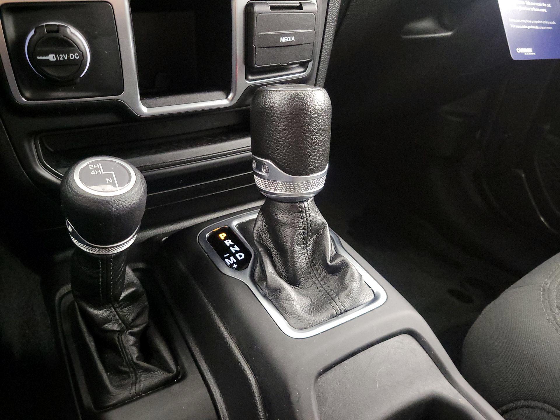 Thumbnail: 2023 Jeep Wrangler - 17