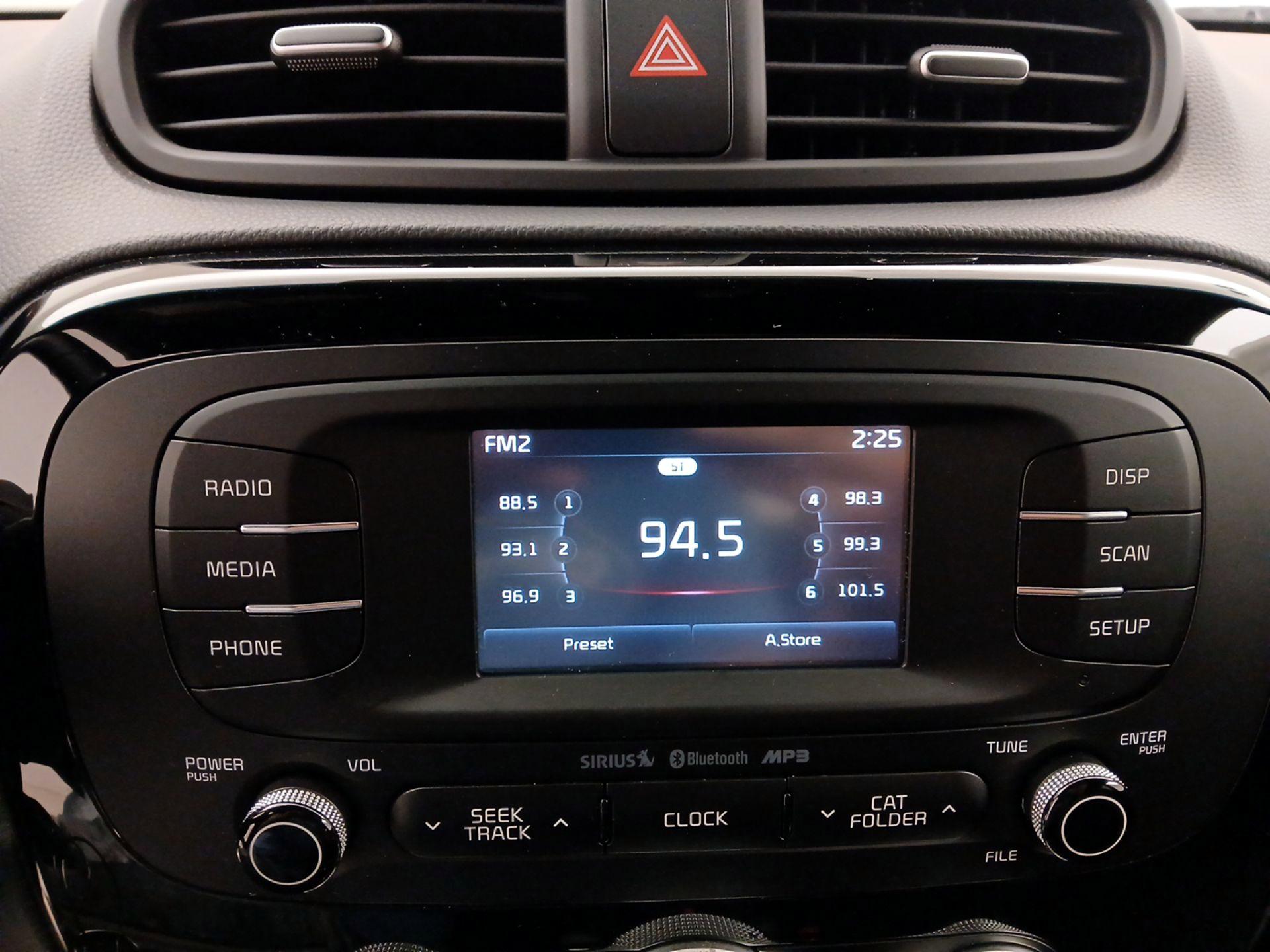 Thumbnail: 2016 Kia Soul - 13