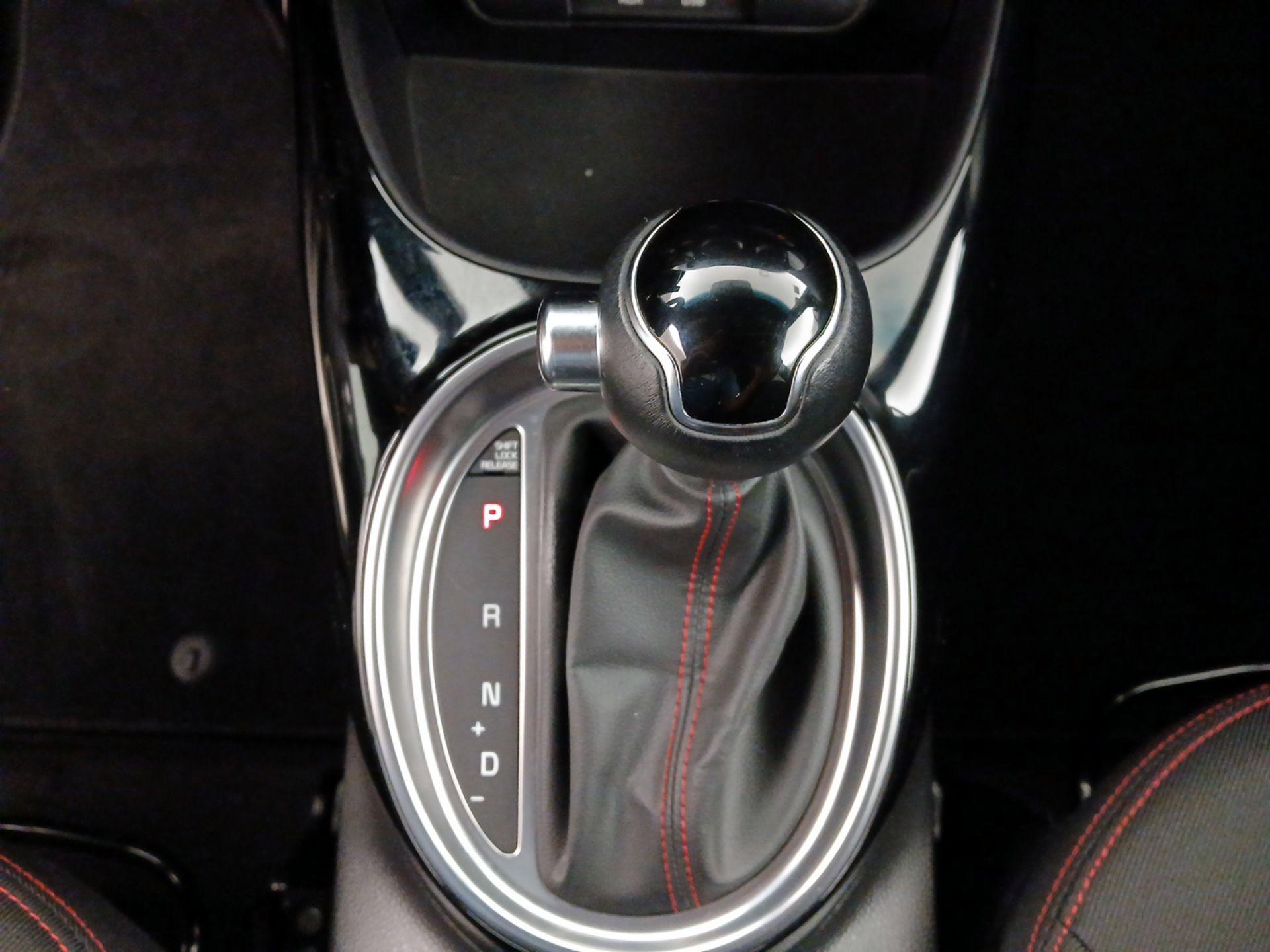 Thumbnail: 2016 Kia Soul - 15