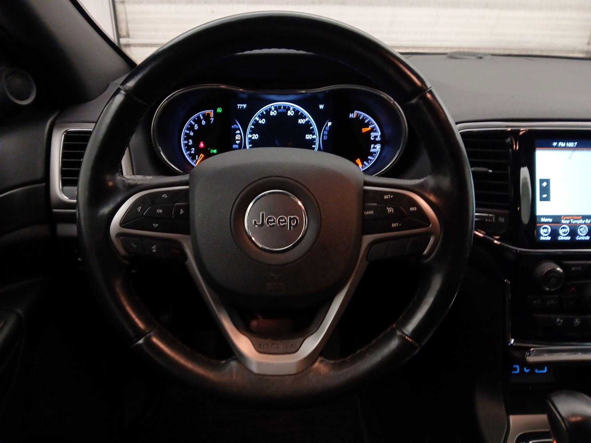Thumbnail: 2020 Jeep Grand Cherokee - 10