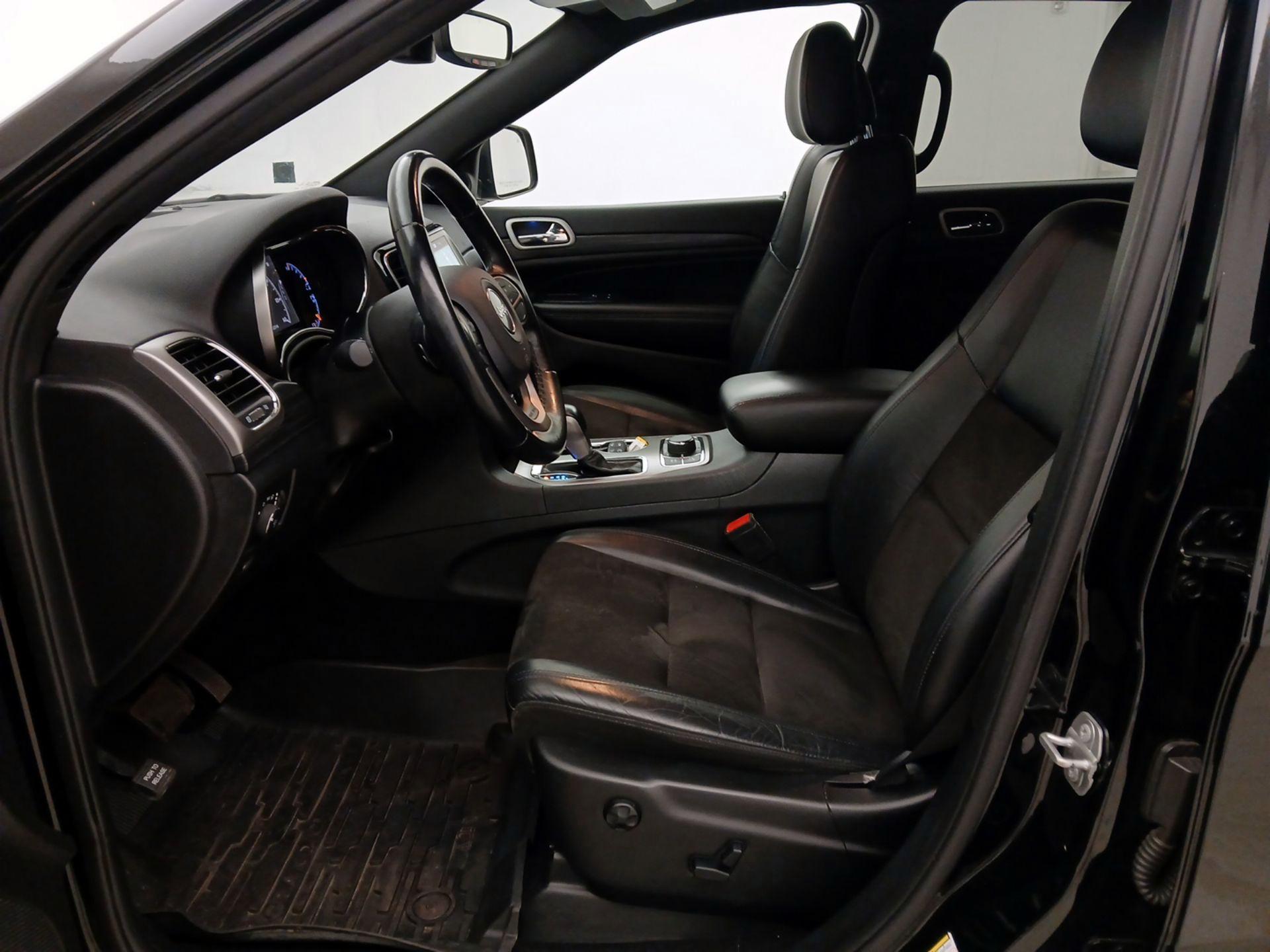 Thumbnail: 2020 Jeep Grand Cherokee - 11