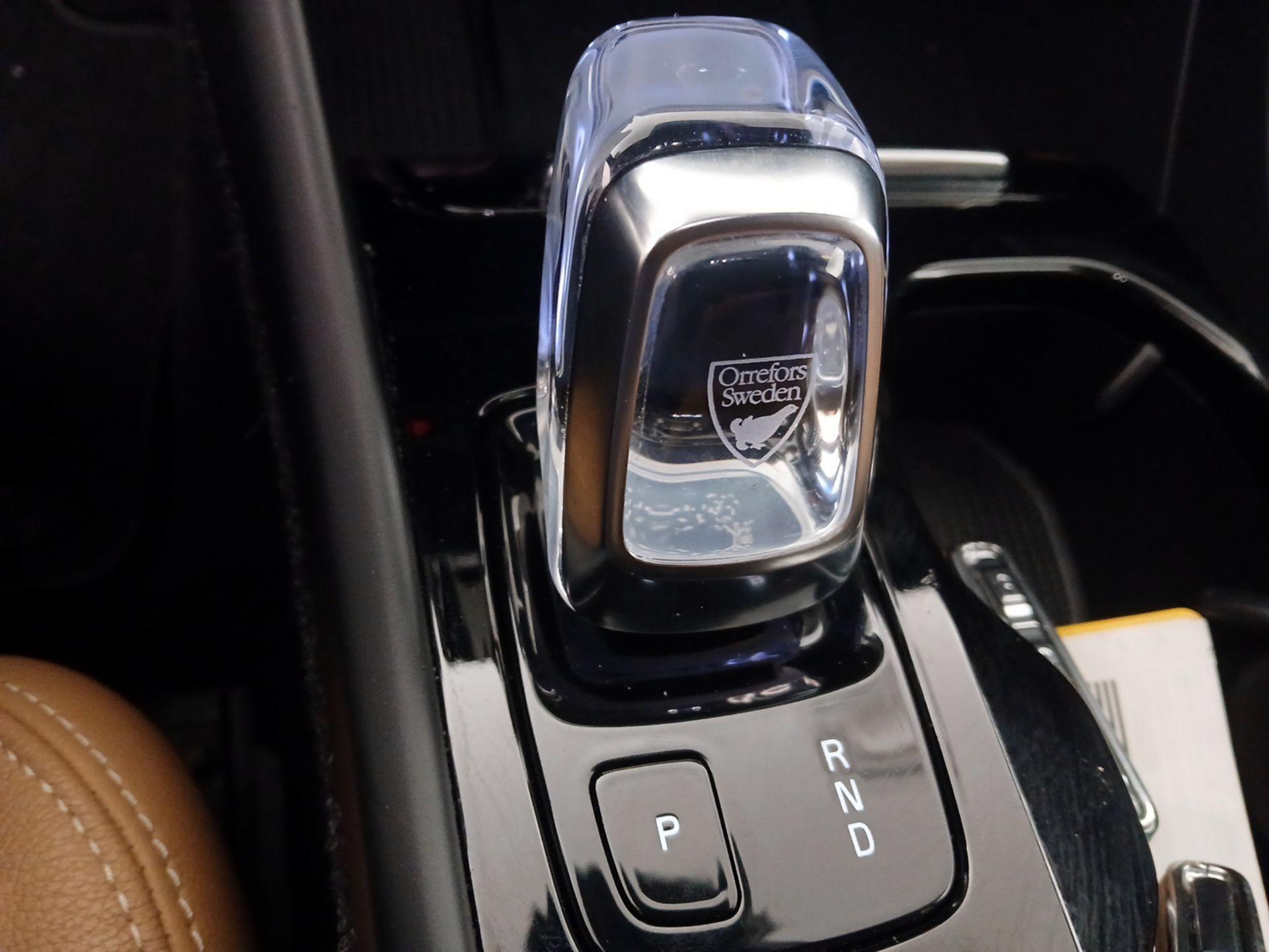 Thumbnail: 2020 Volvo XC40 - 15