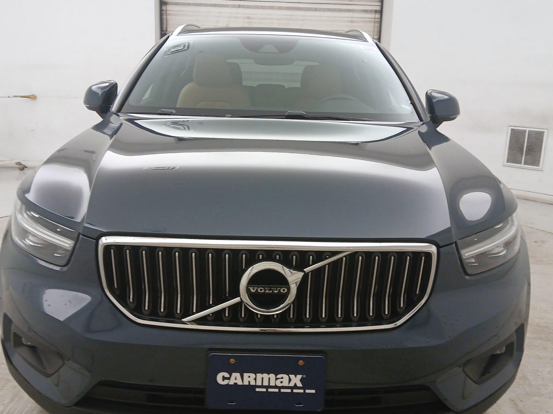Thumbnail: 2020 Volvo XC40 - 2