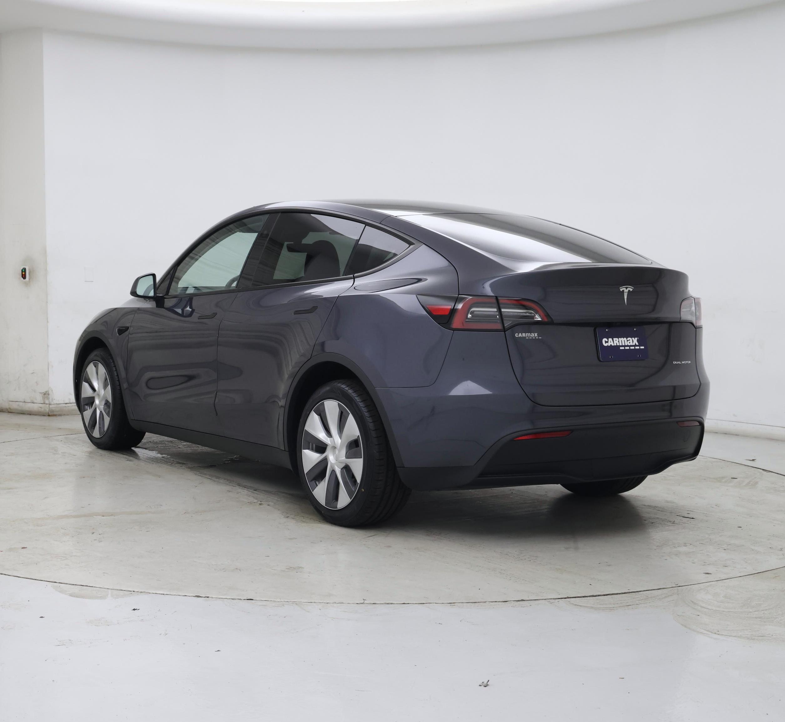 Thumbnail: 2023 Tesla Model Y - 2