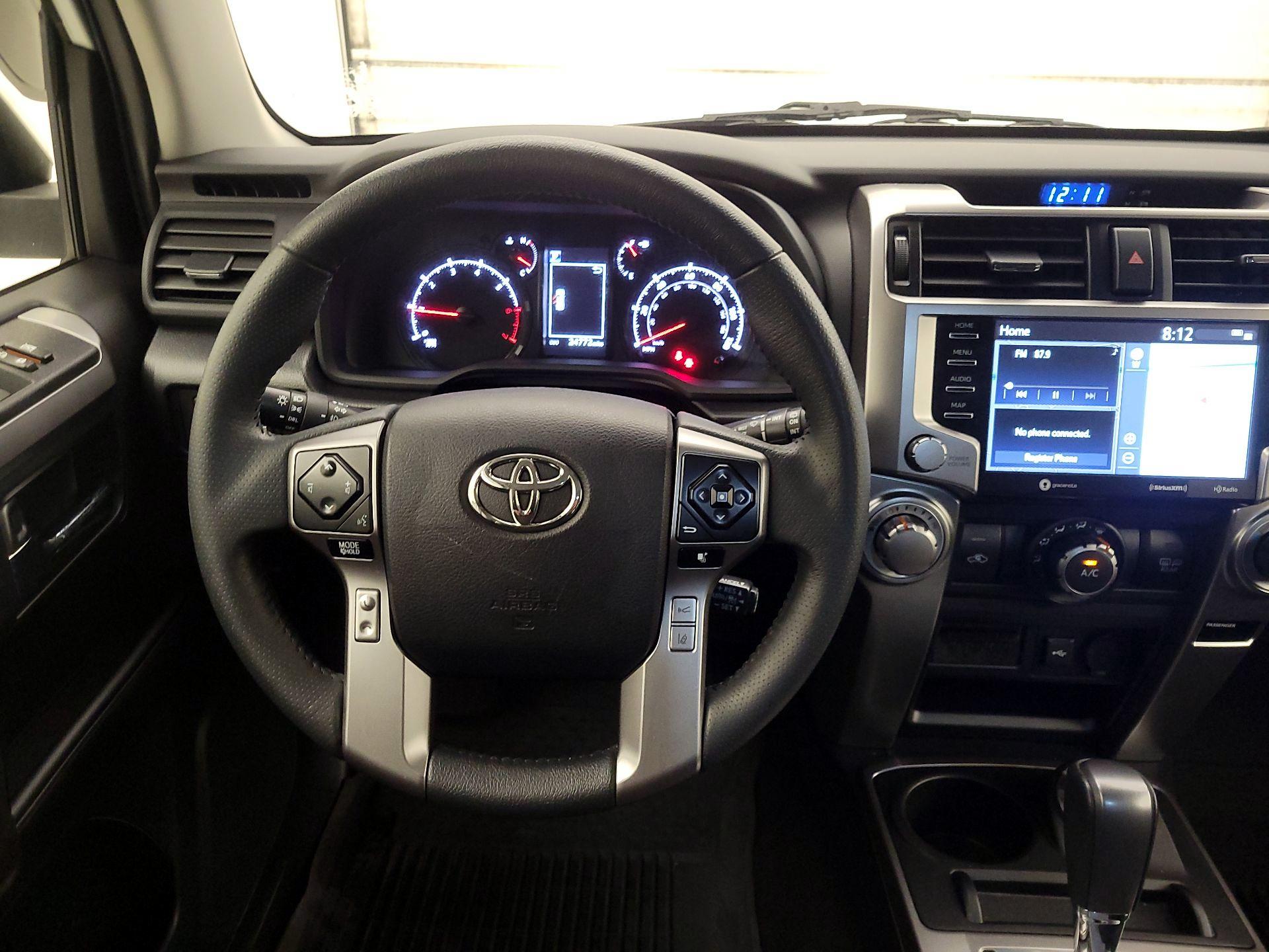 Thumbnail: 2022 Toyota 4Runner - 10