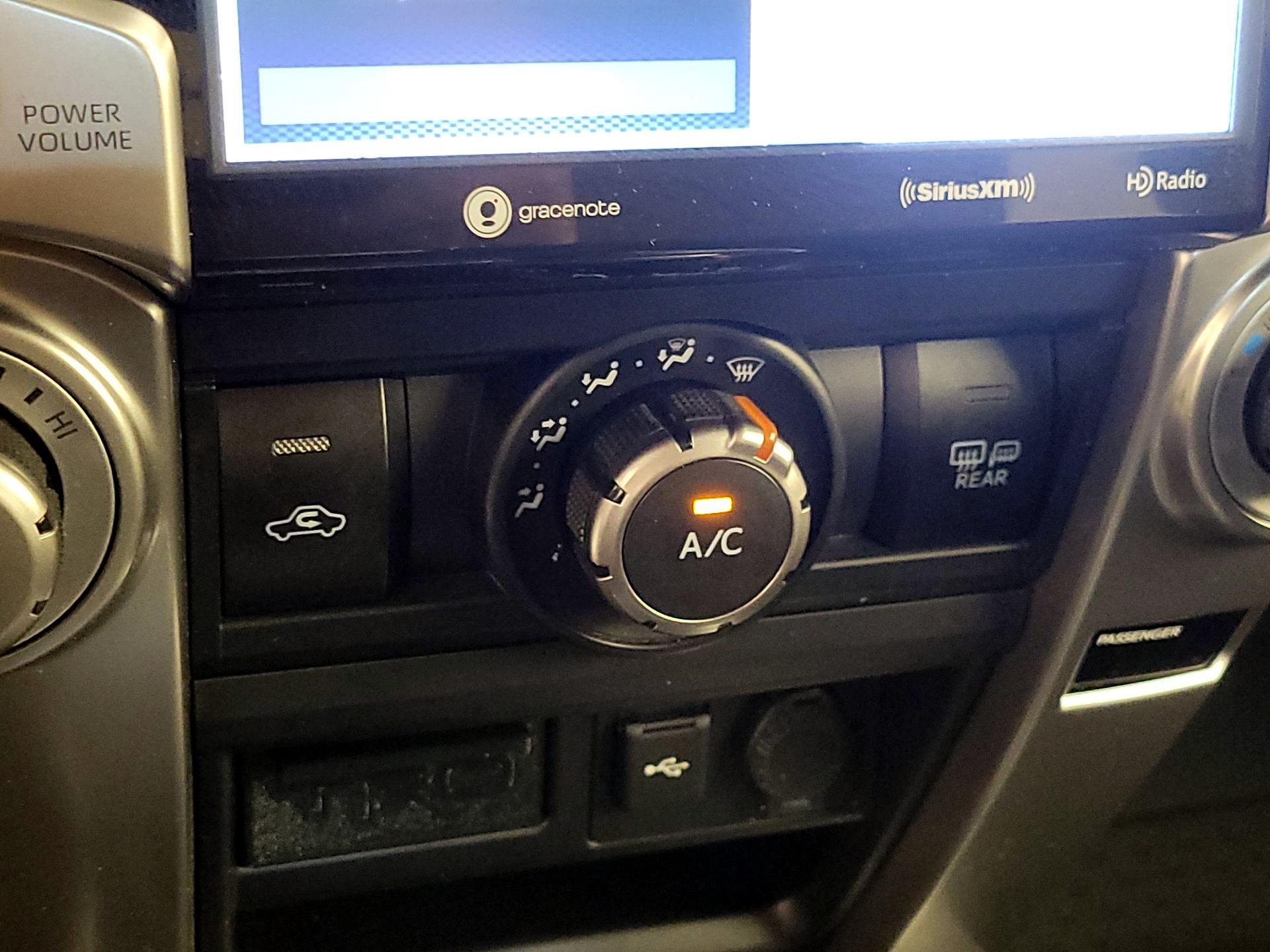 Thumbnail: 2022 Toyota 4Runner - 16