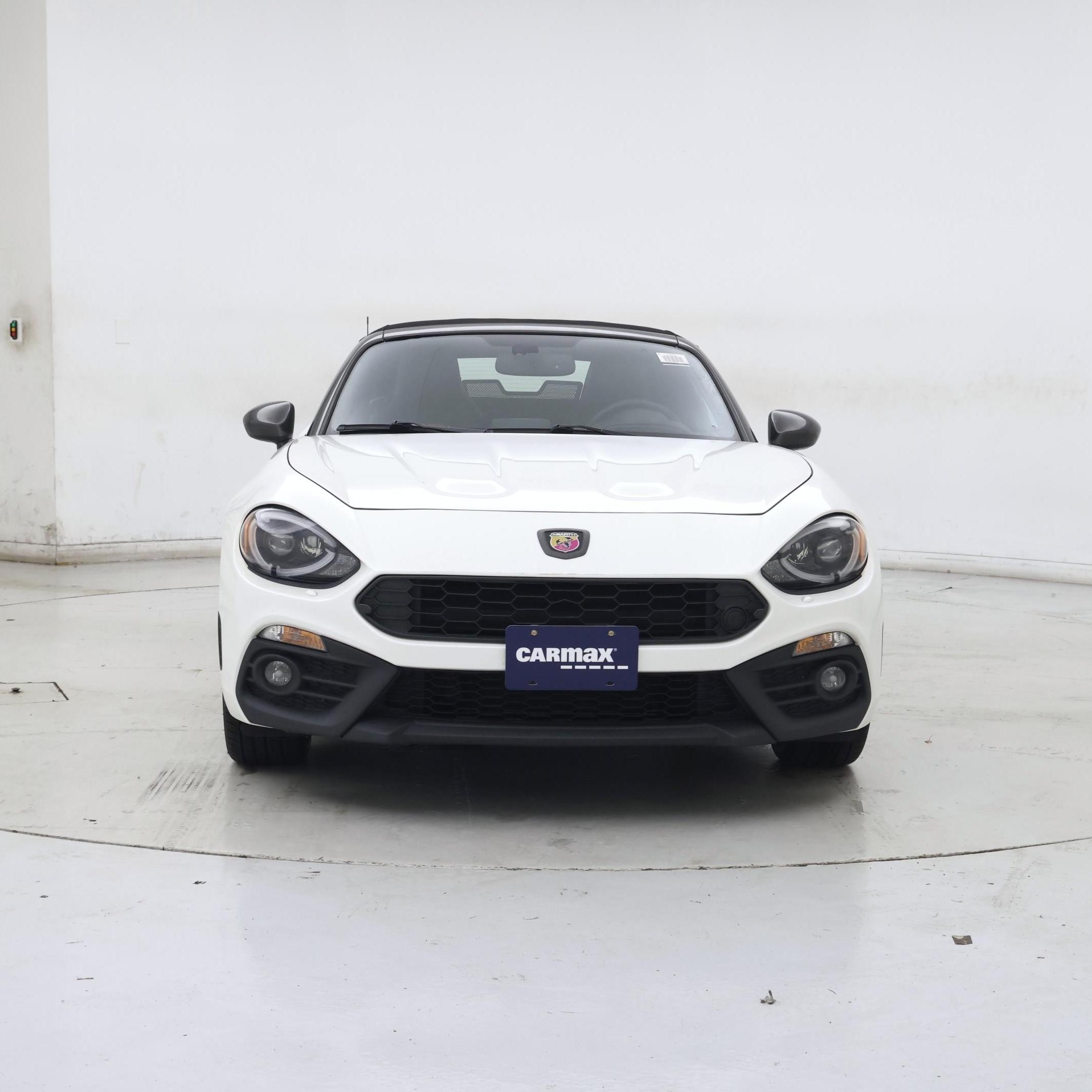 Thumbnail: 2018 Fiat 124 Spider - 5