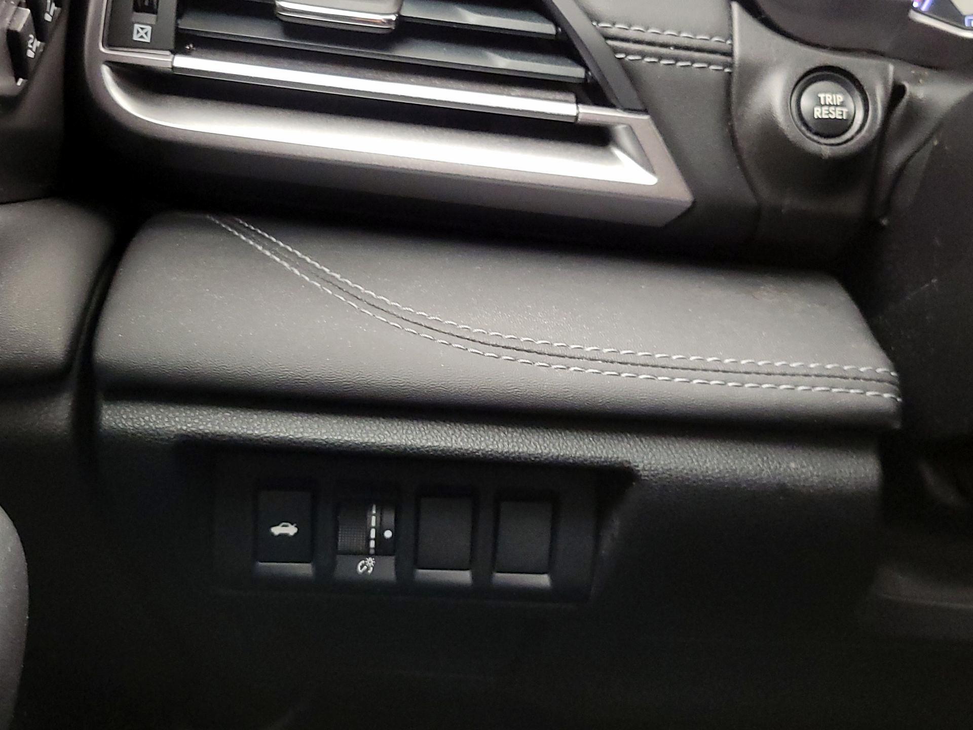 Thumbnail: 2020 Subaru Legacy - 13