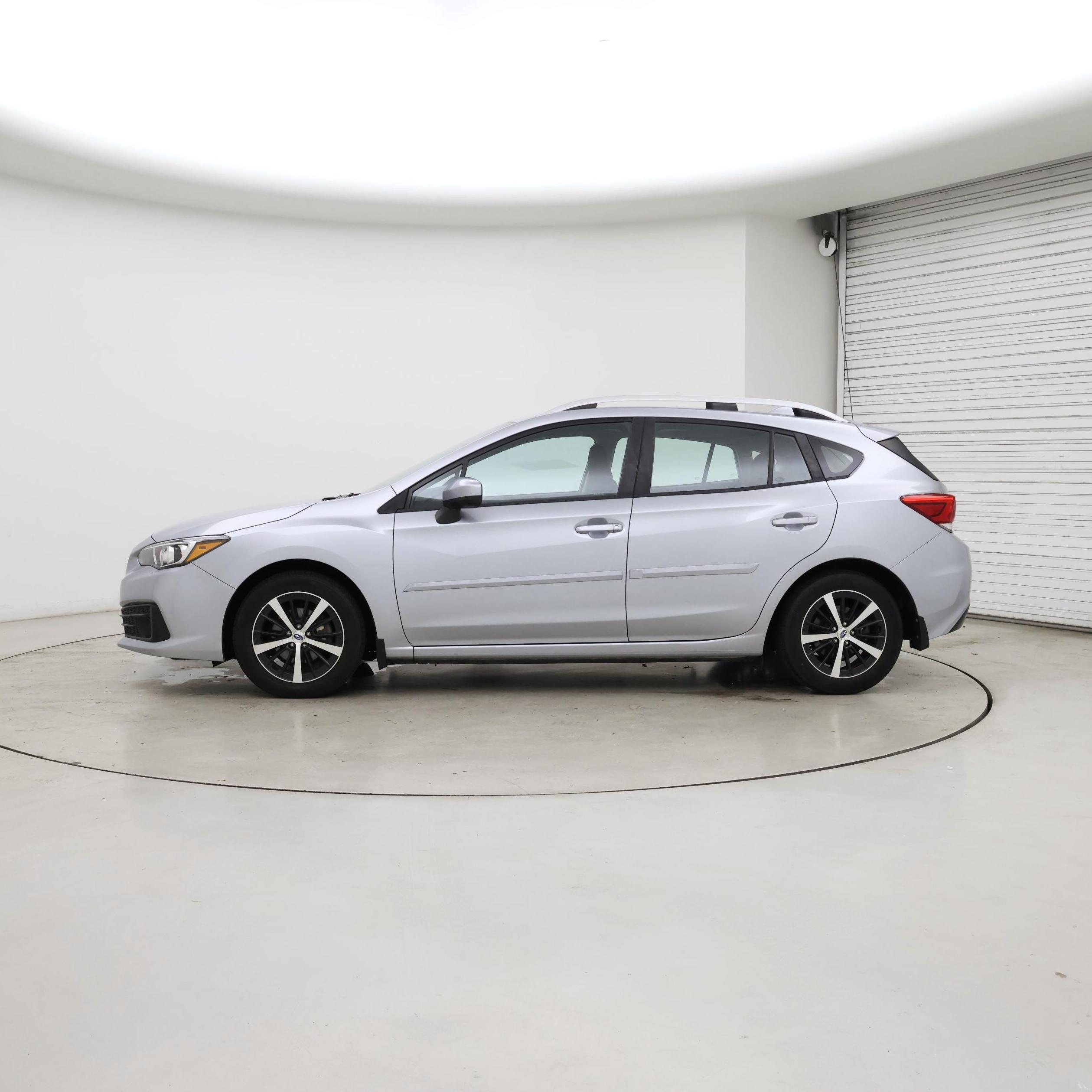 Thumbnail: 2022 Subaru Impreza - 3