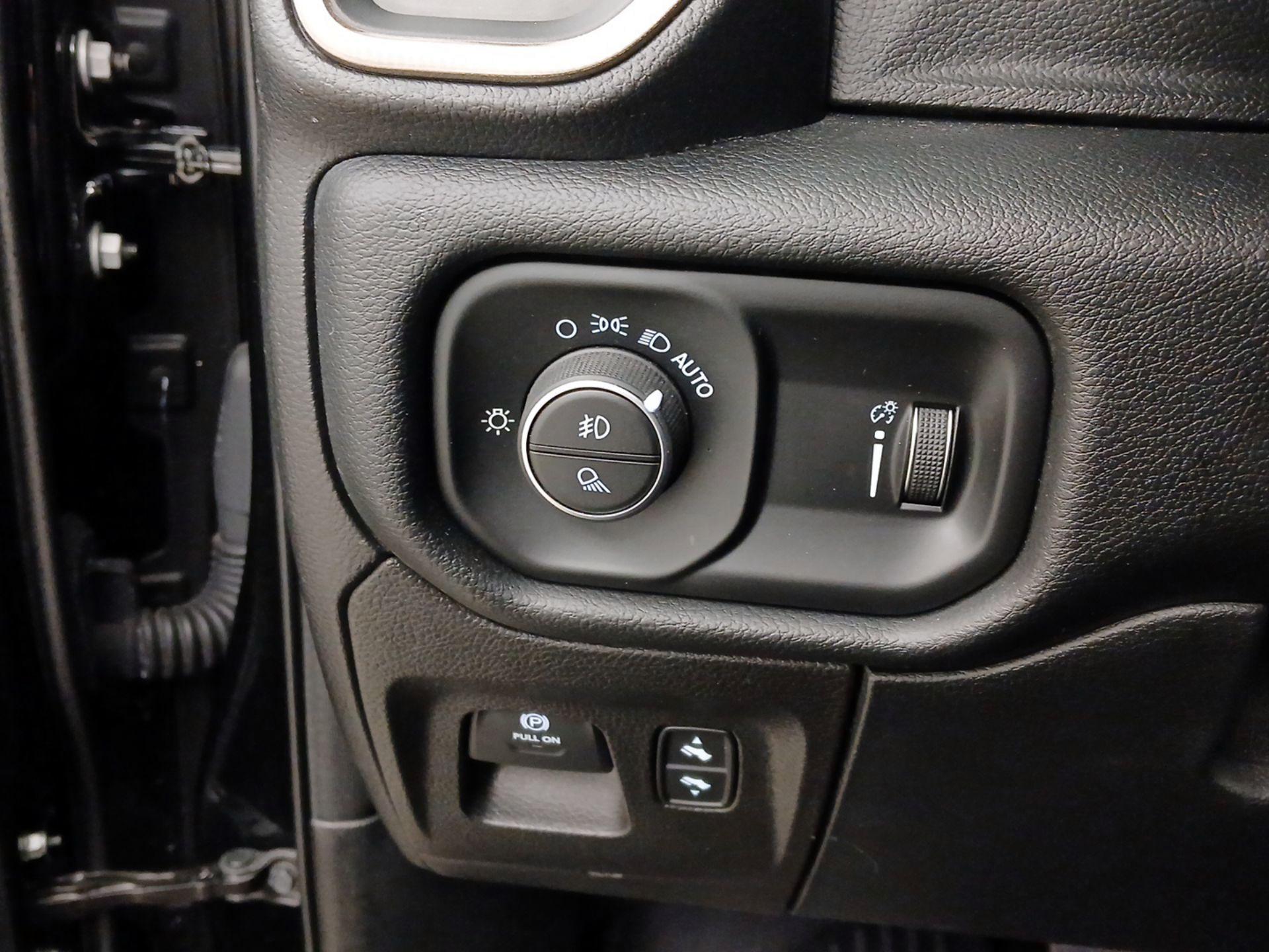 Thumbnail: 2020 RAM 1500 - 13