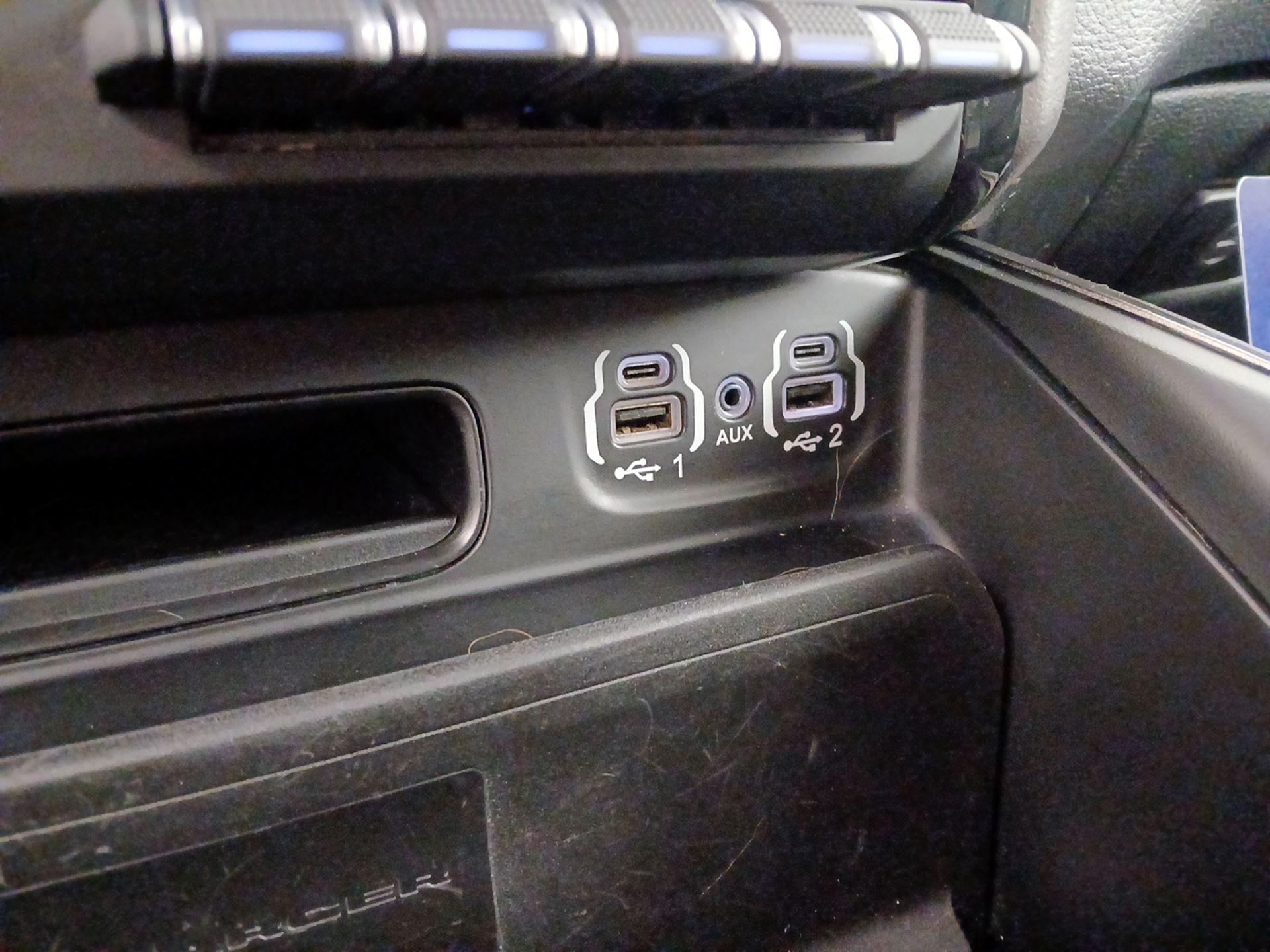 Thumbnail: 2020 RAM 1500 - 19