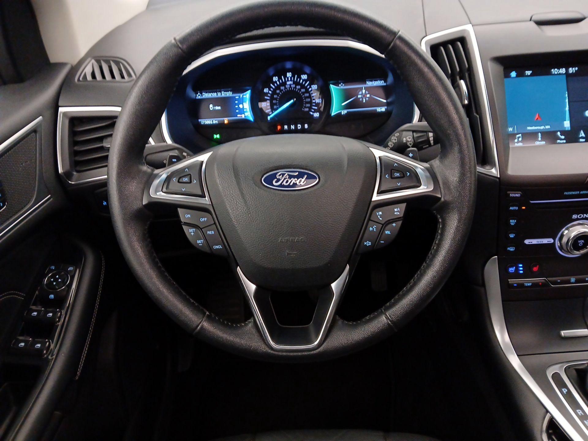 Thumbnail: 2018 Ford Edge - 10