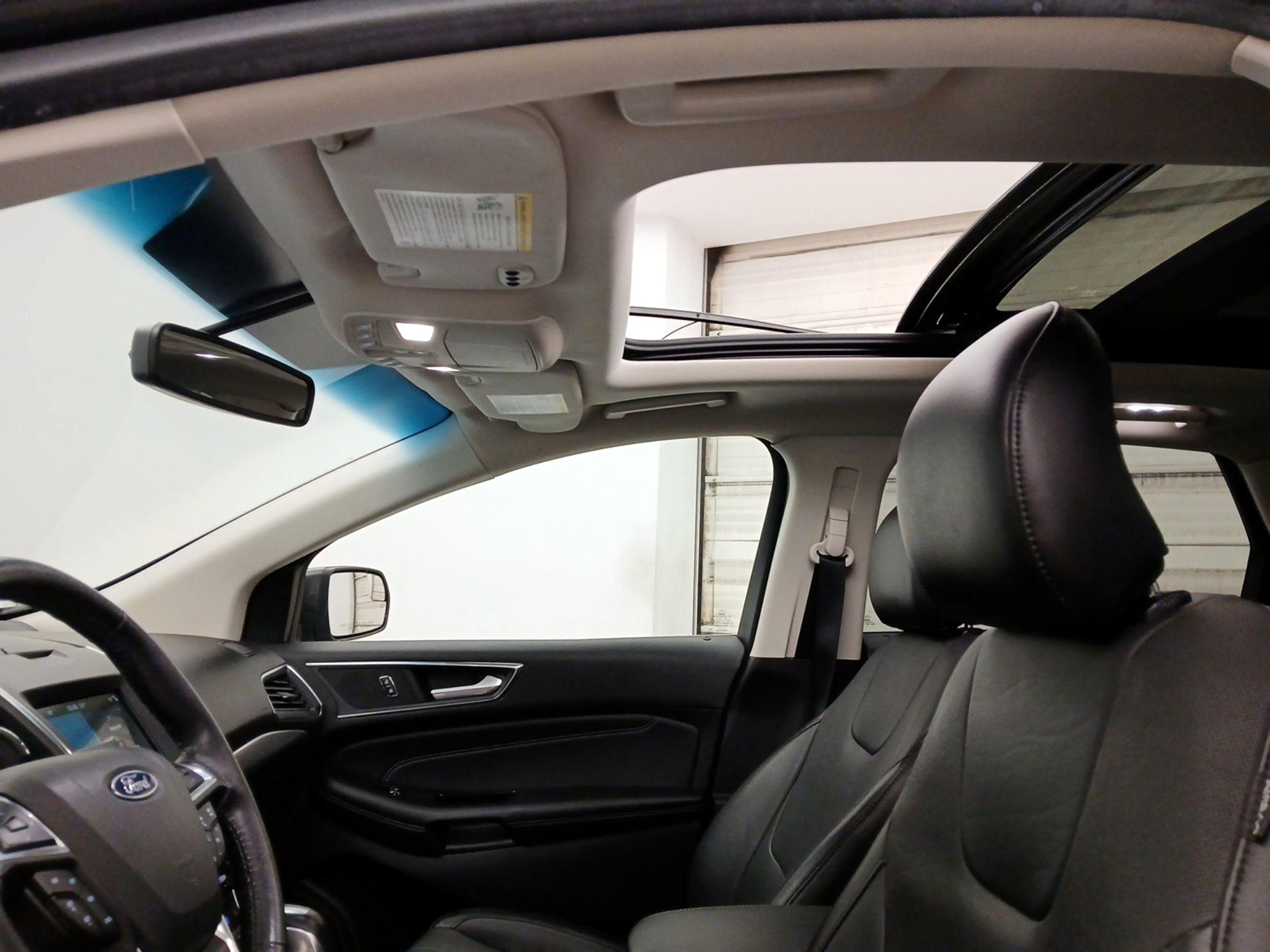 Thumbnail: 2018 Ford Edge - 19
