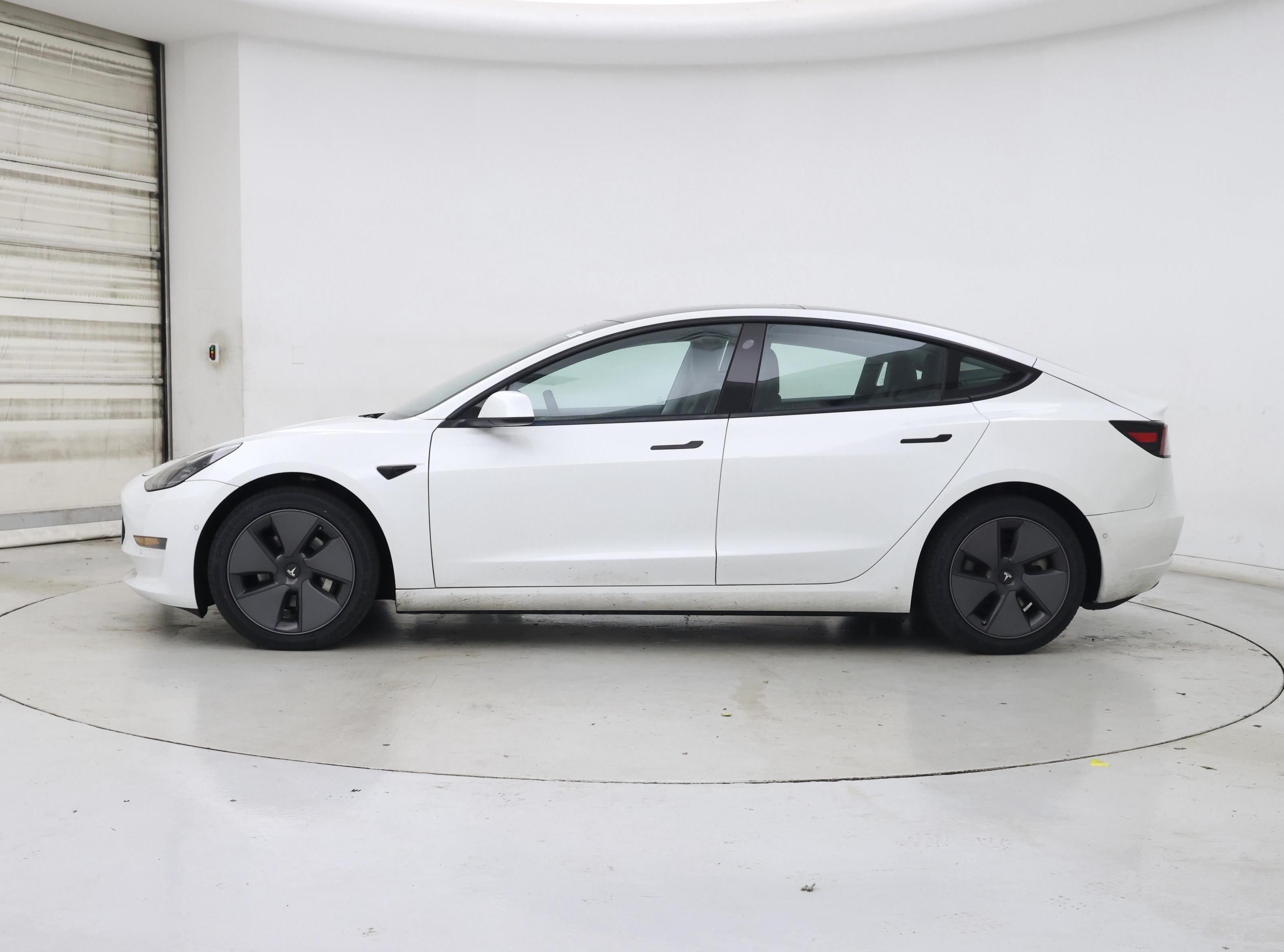 Thumbnail: 2021 Tesla Model 3 - 3