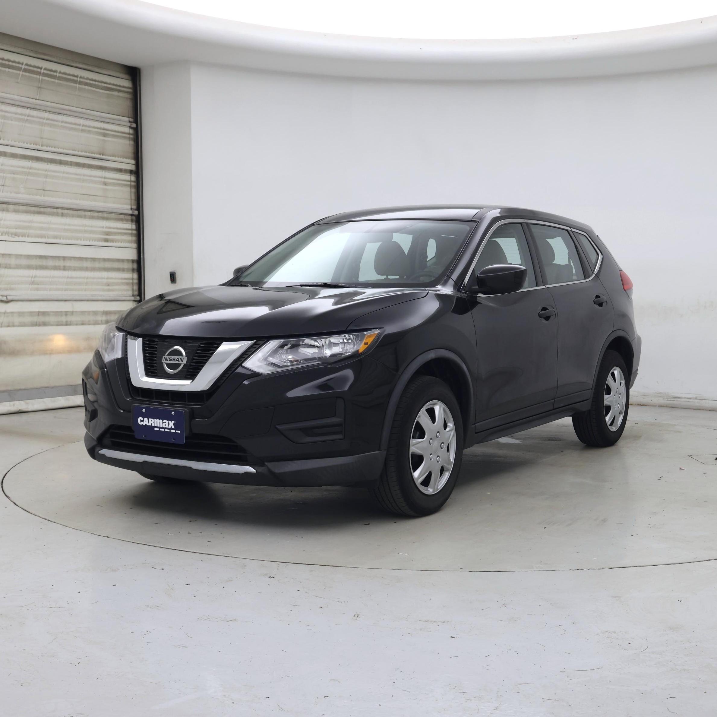 Thumbnail: 2017 Nissan Rogue - 4