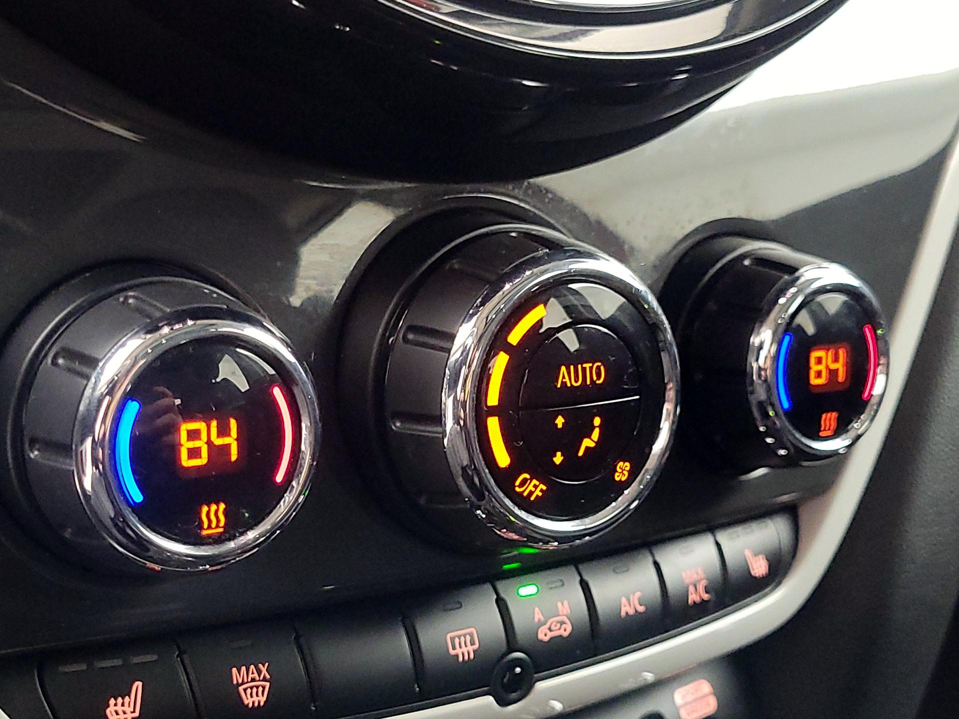 Thumbnail: 2019 MINI Cooper Countryman - 16
