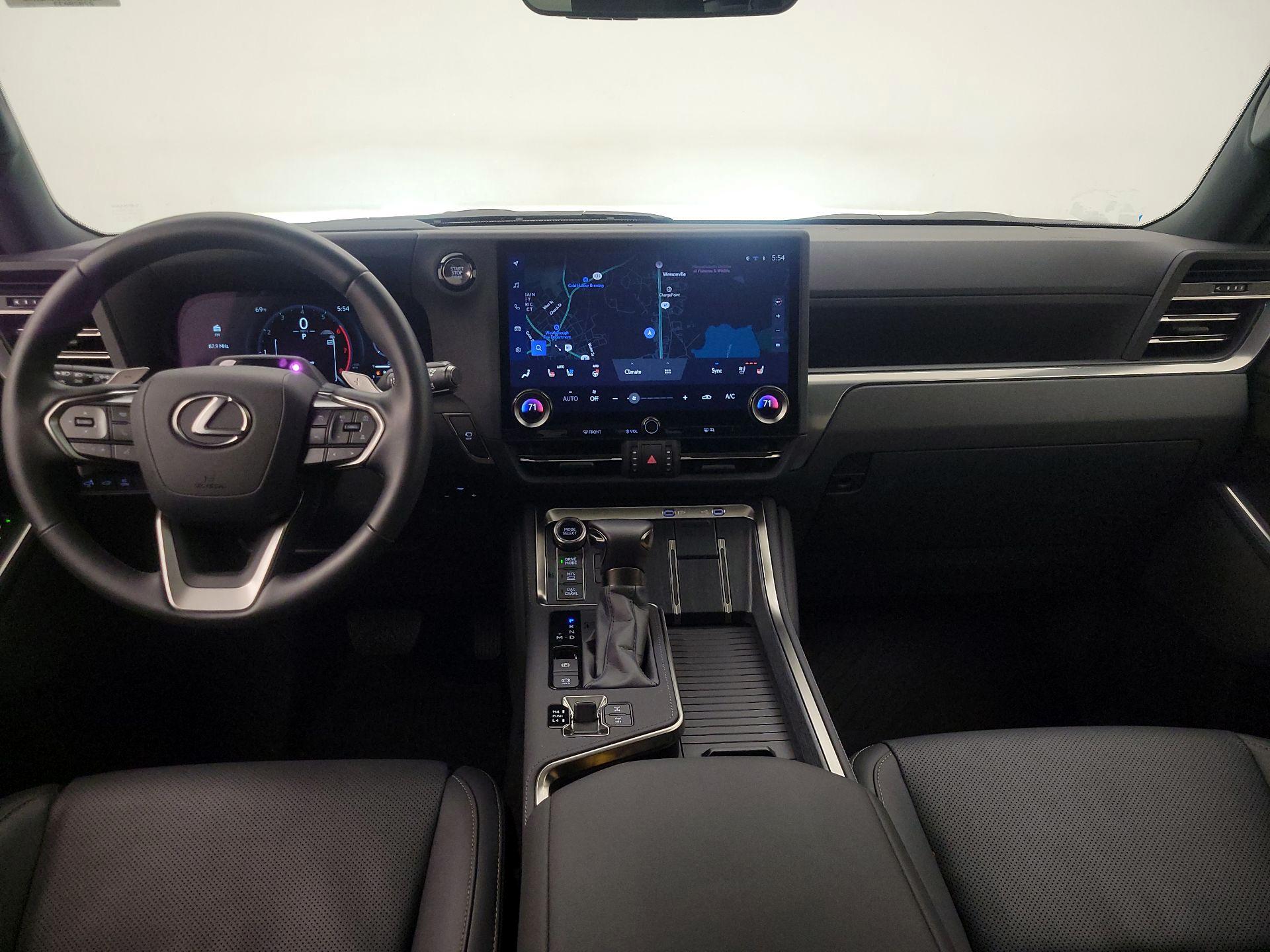 Thumbnail: 2024 Lexus GX - 9