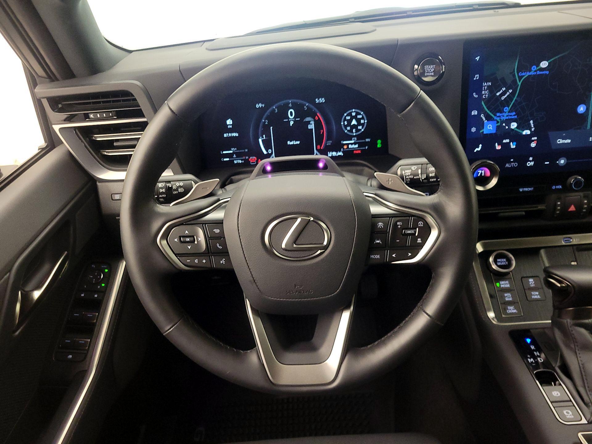 Thumbnail: 2024 Lexus GX - 10