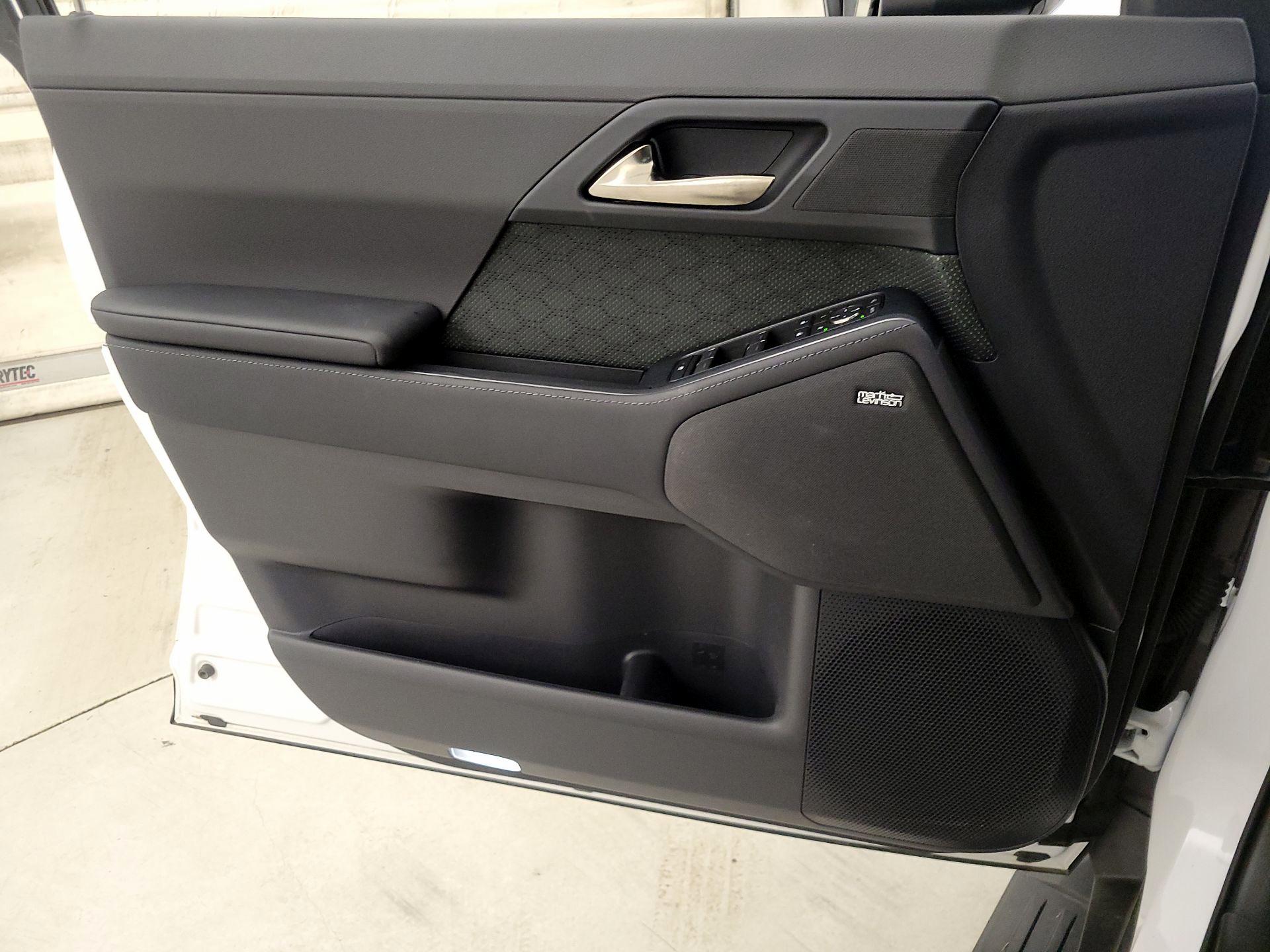 Thumbnail: 2024 Lexus GX - 12