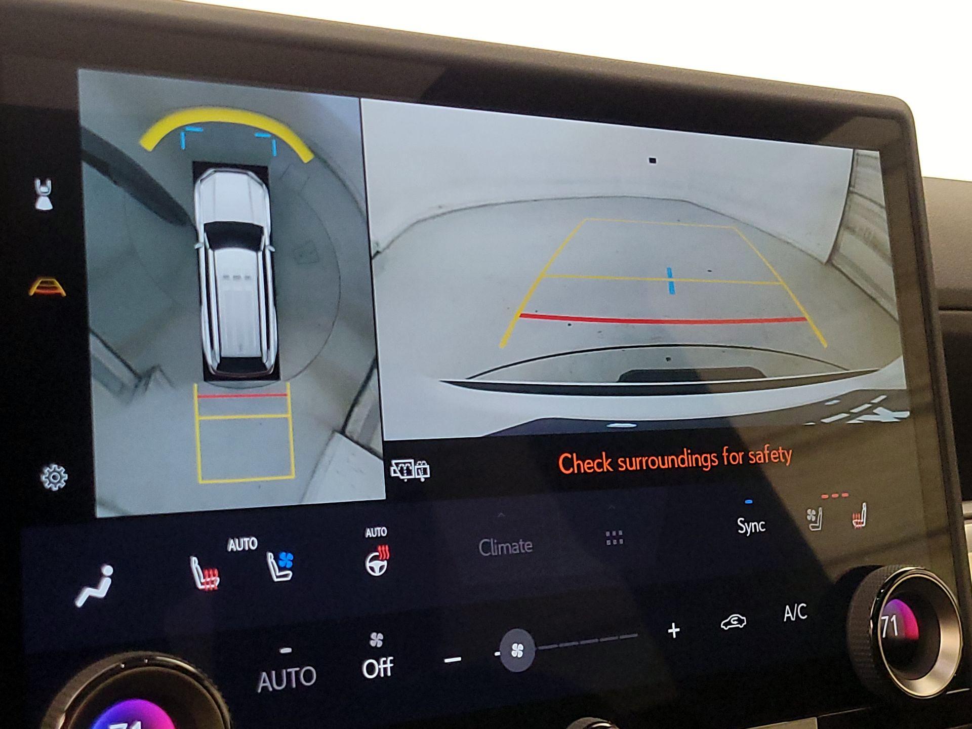 Thumbnail: 2024 Lexus GX - 14