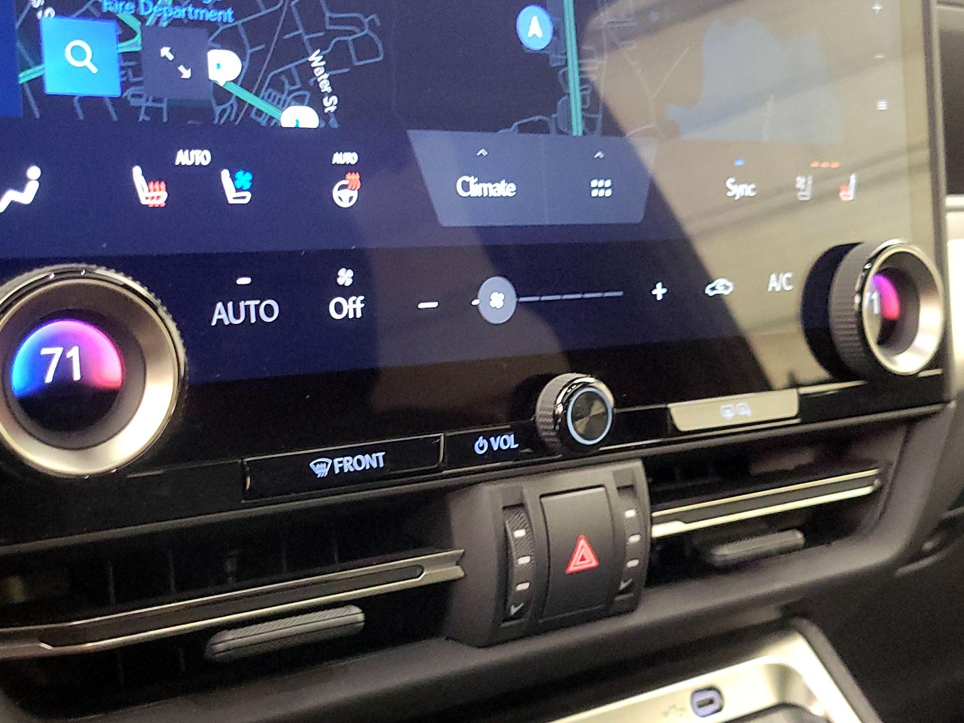 Thumbnail: 2024 Lexus GX - 16