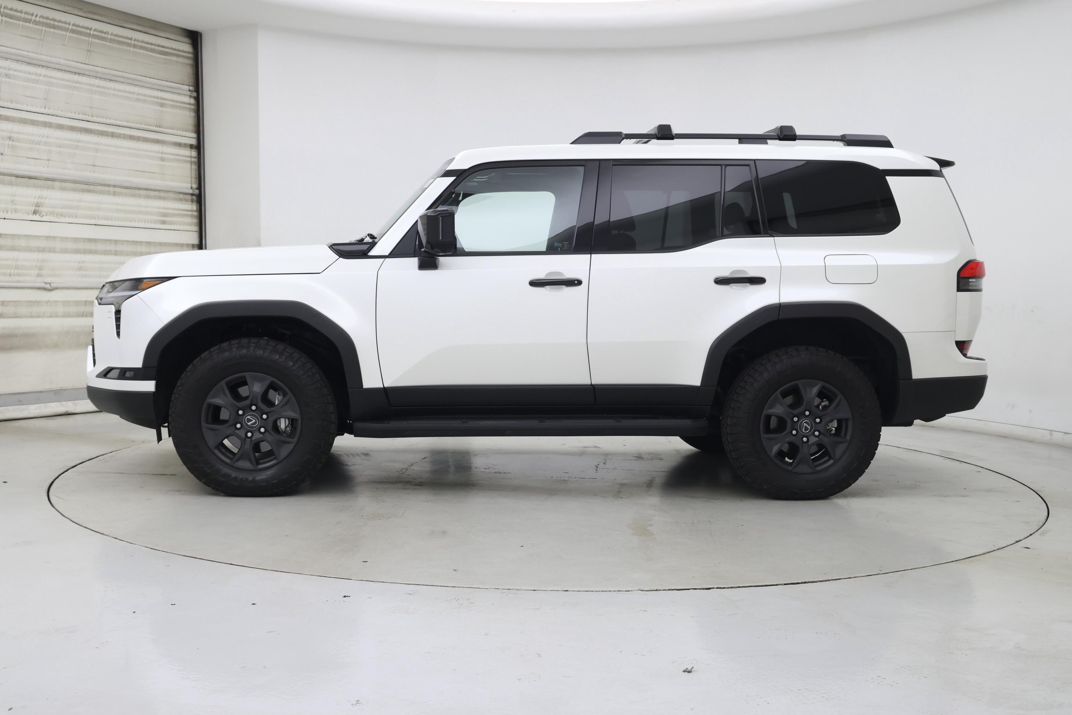 Thumbnail: 2024 Lexus GX - 3