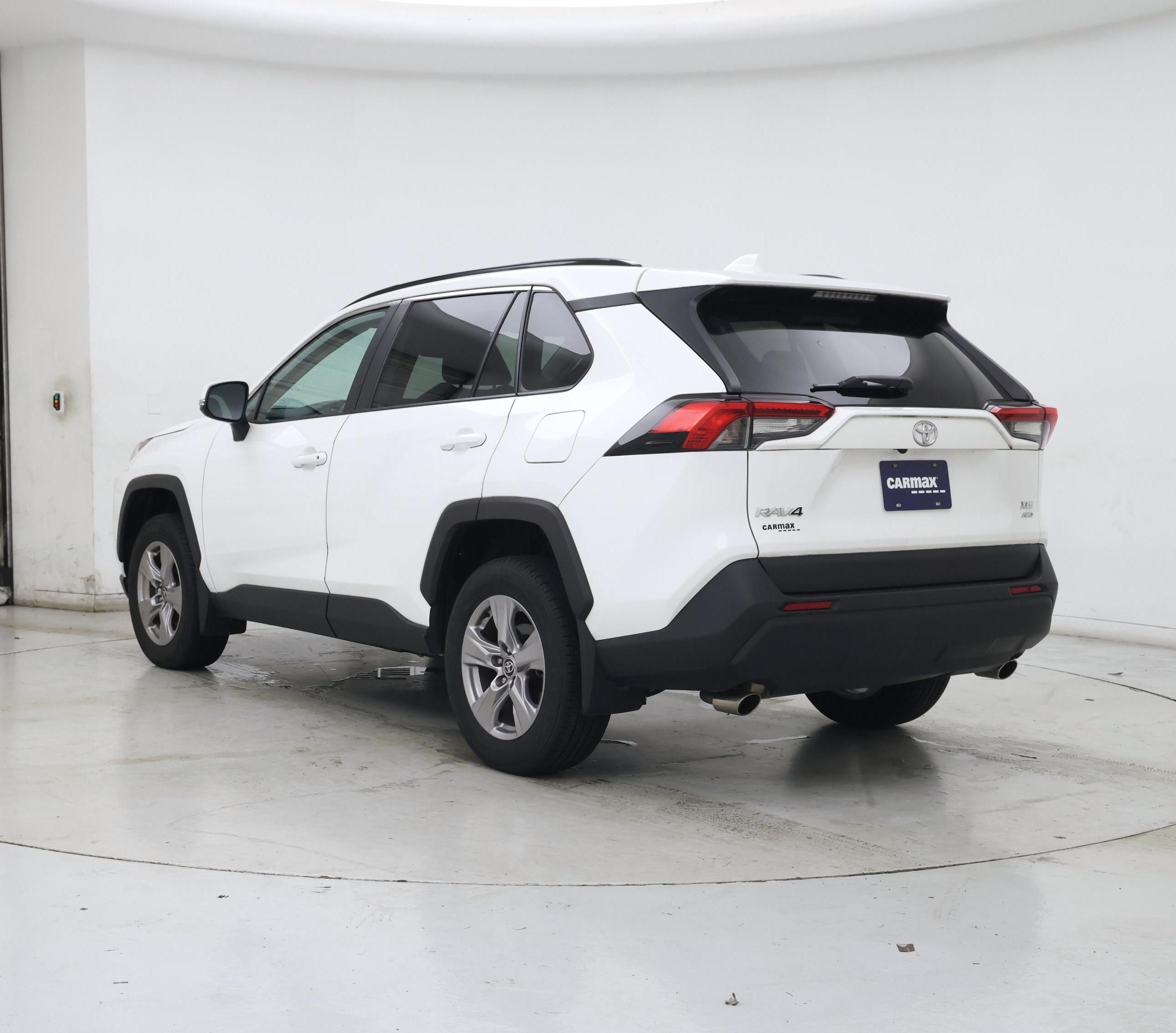 Thumbnail: 2022 Toyota RAV4 - 2